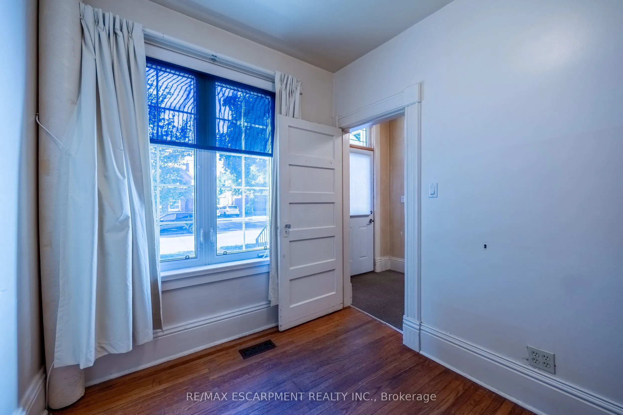 33 Palmerston Avenue