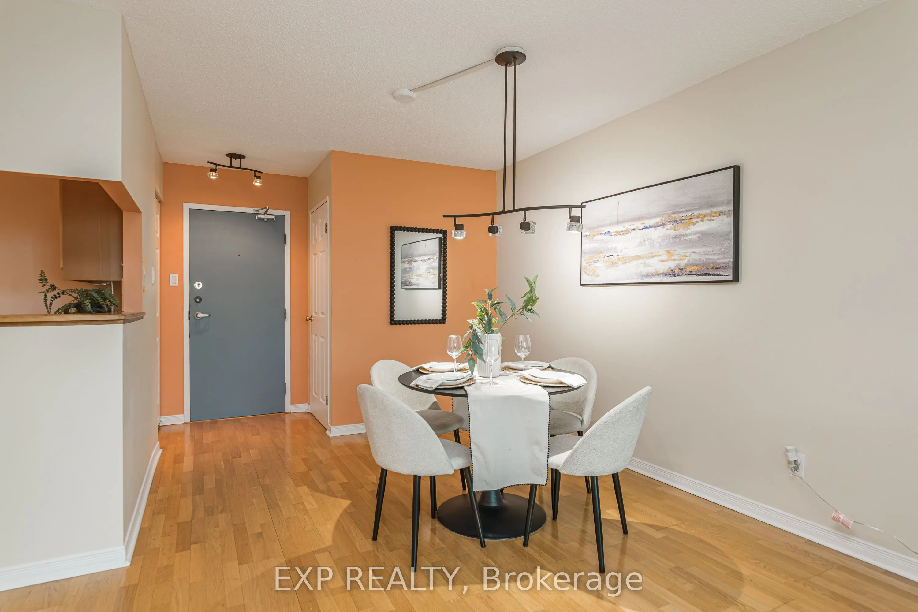 555 BRITTANY Drive #505