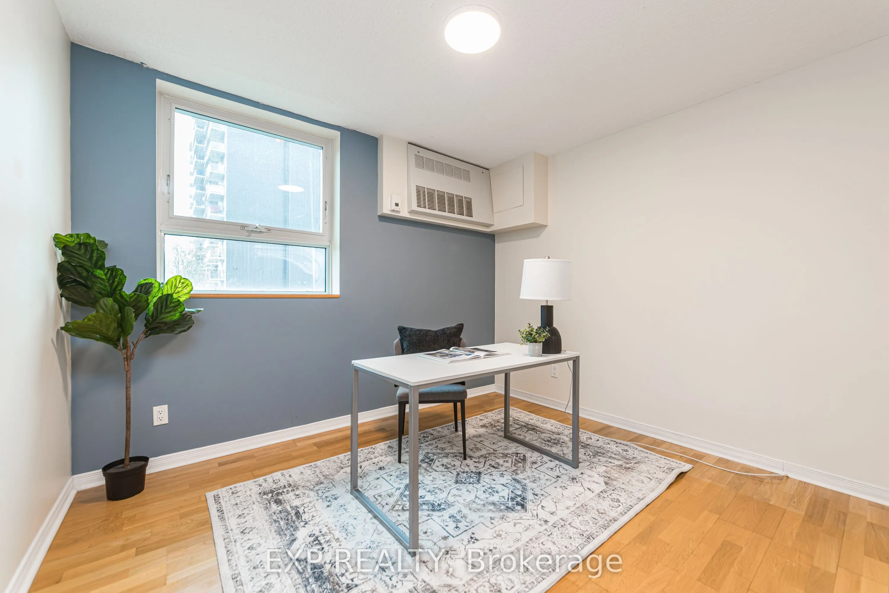 555 BRITTANY Drive #505