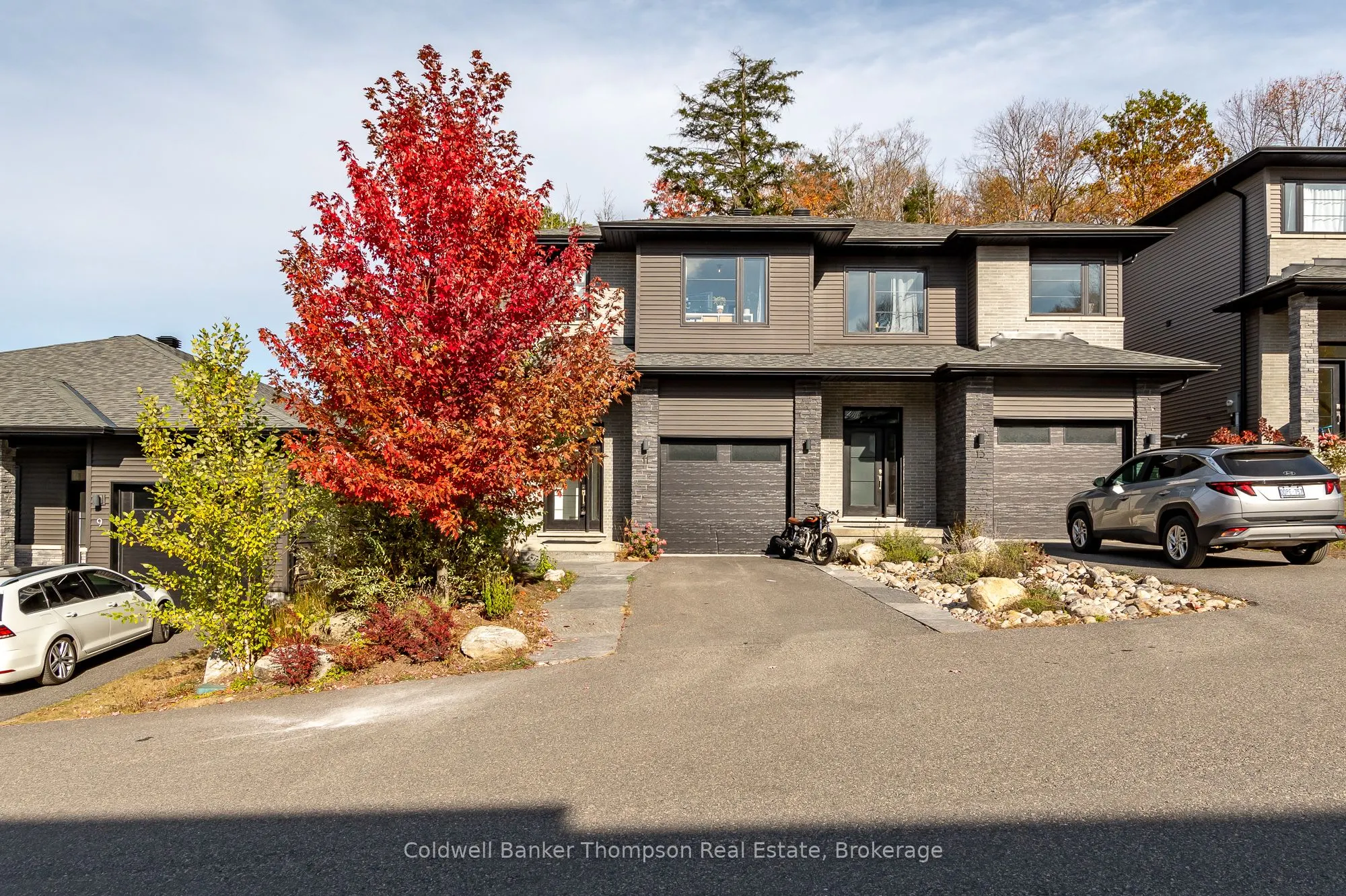 11 Cascade Lane