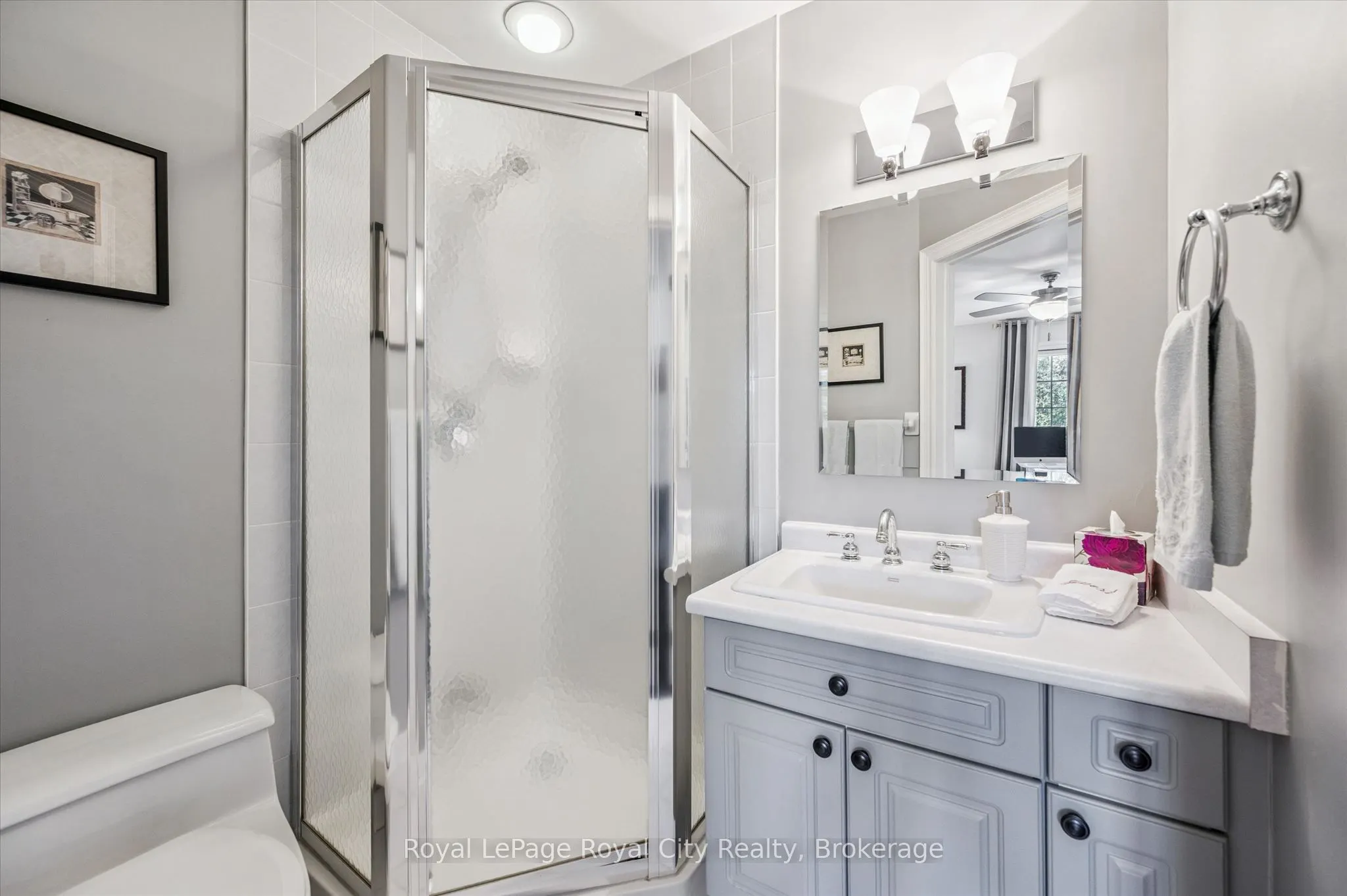 25 MANOR PARK Crescent #11