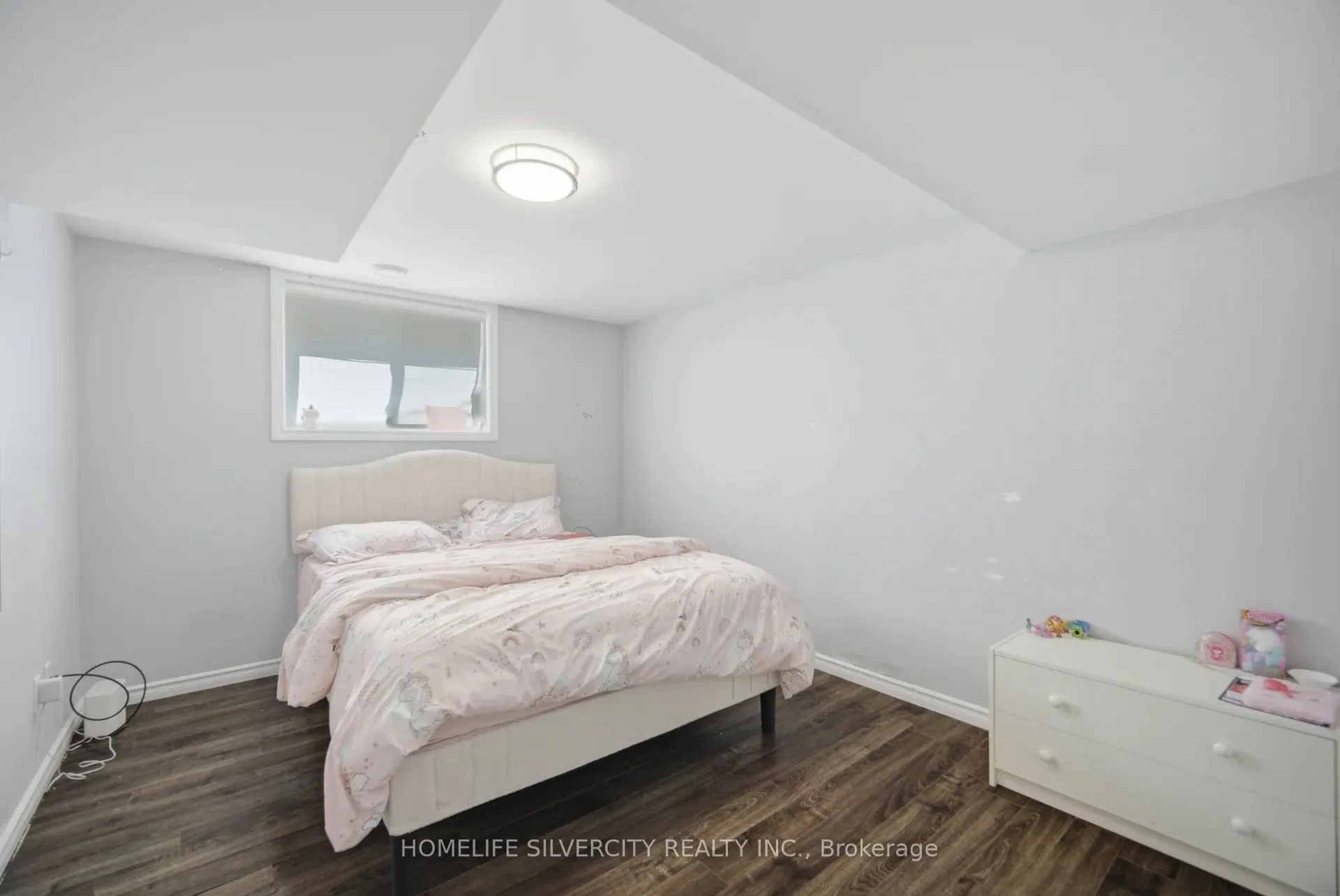 165 St Andrews Street W