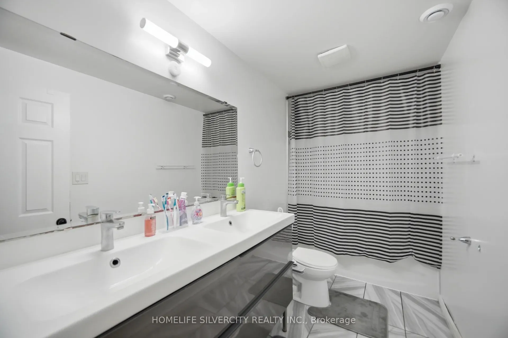 165 St Andrews Street W