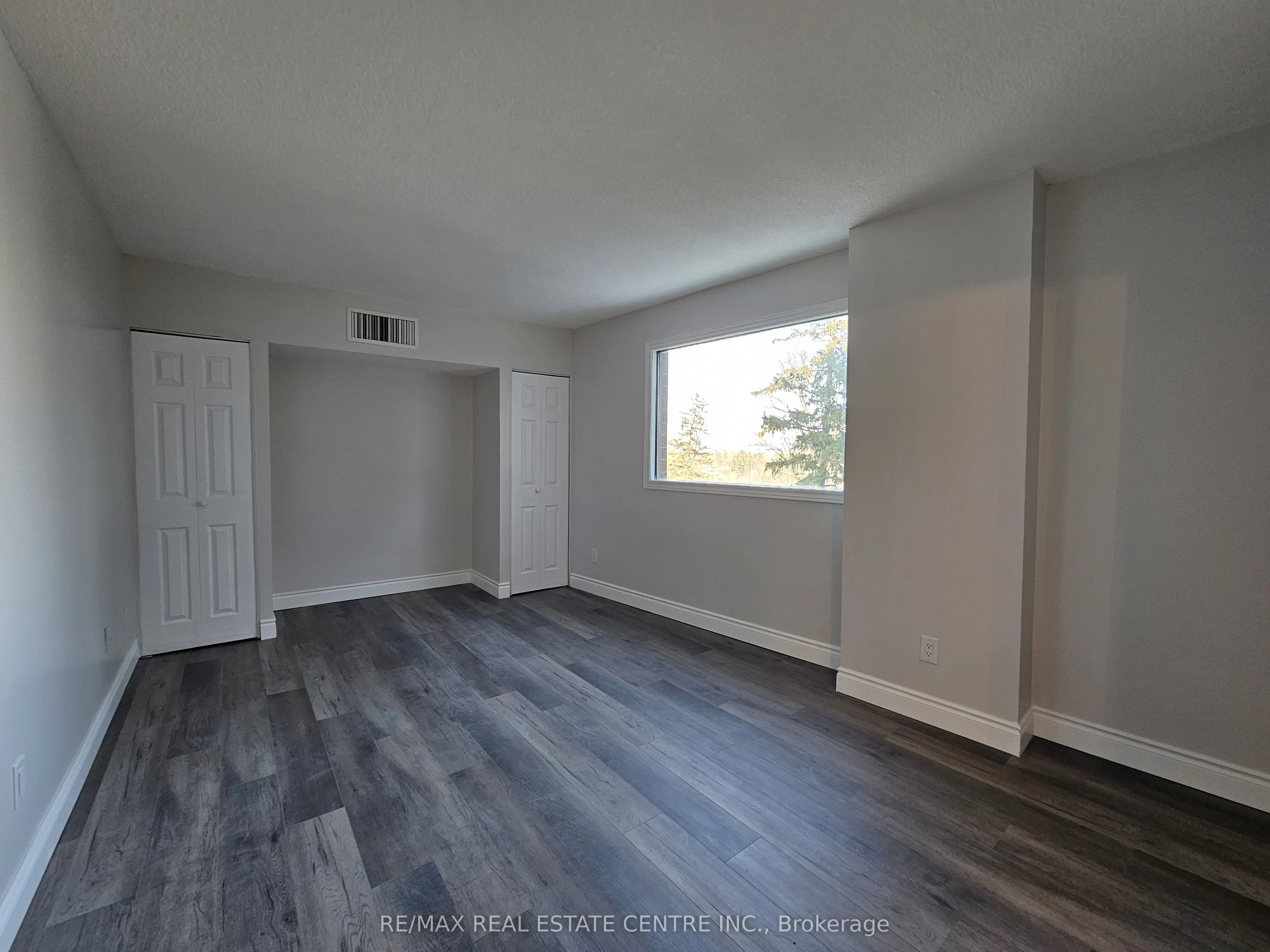 260 SHELDON Avenue N #508