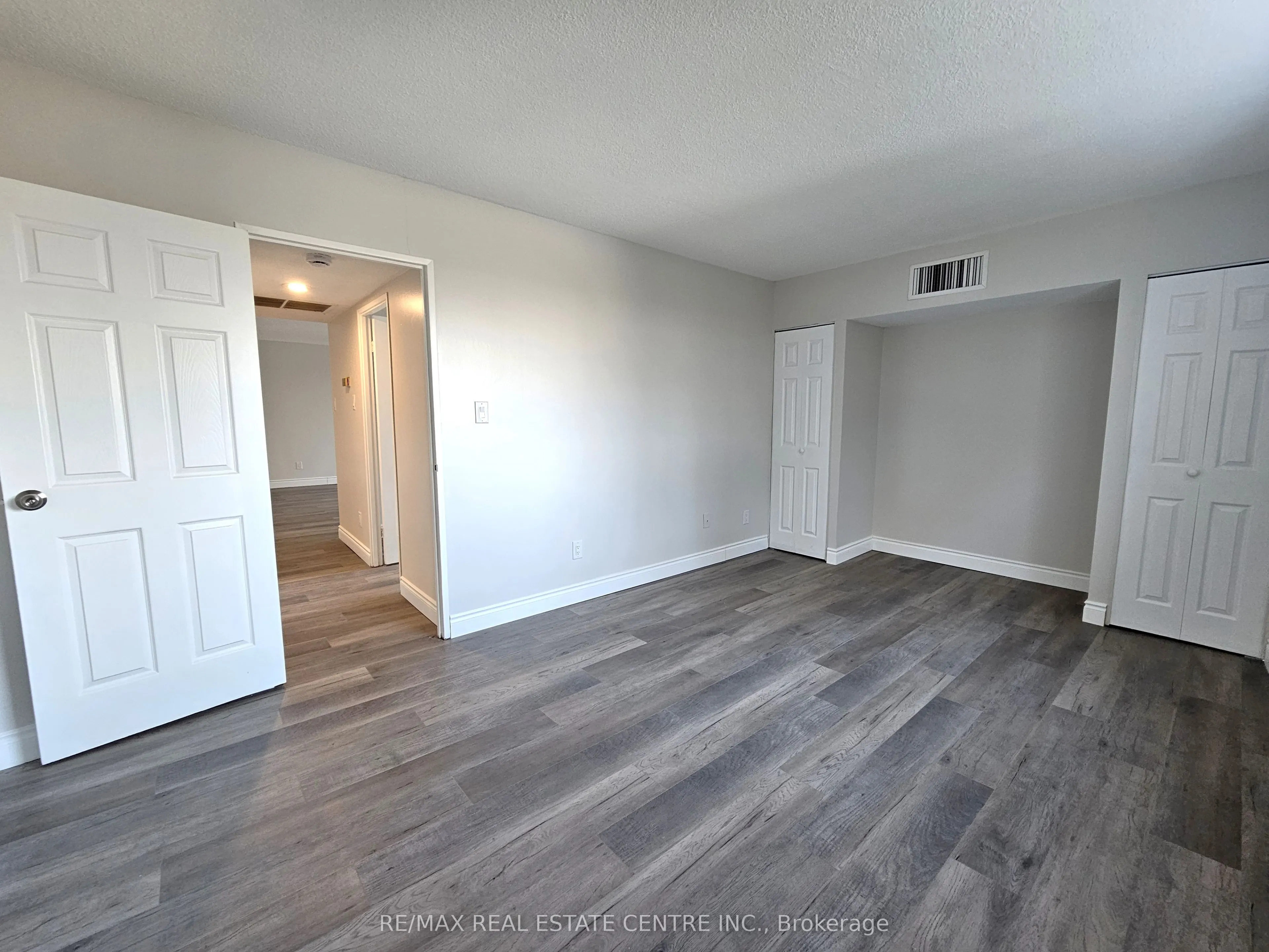 260 SHELDON Avenue N #508