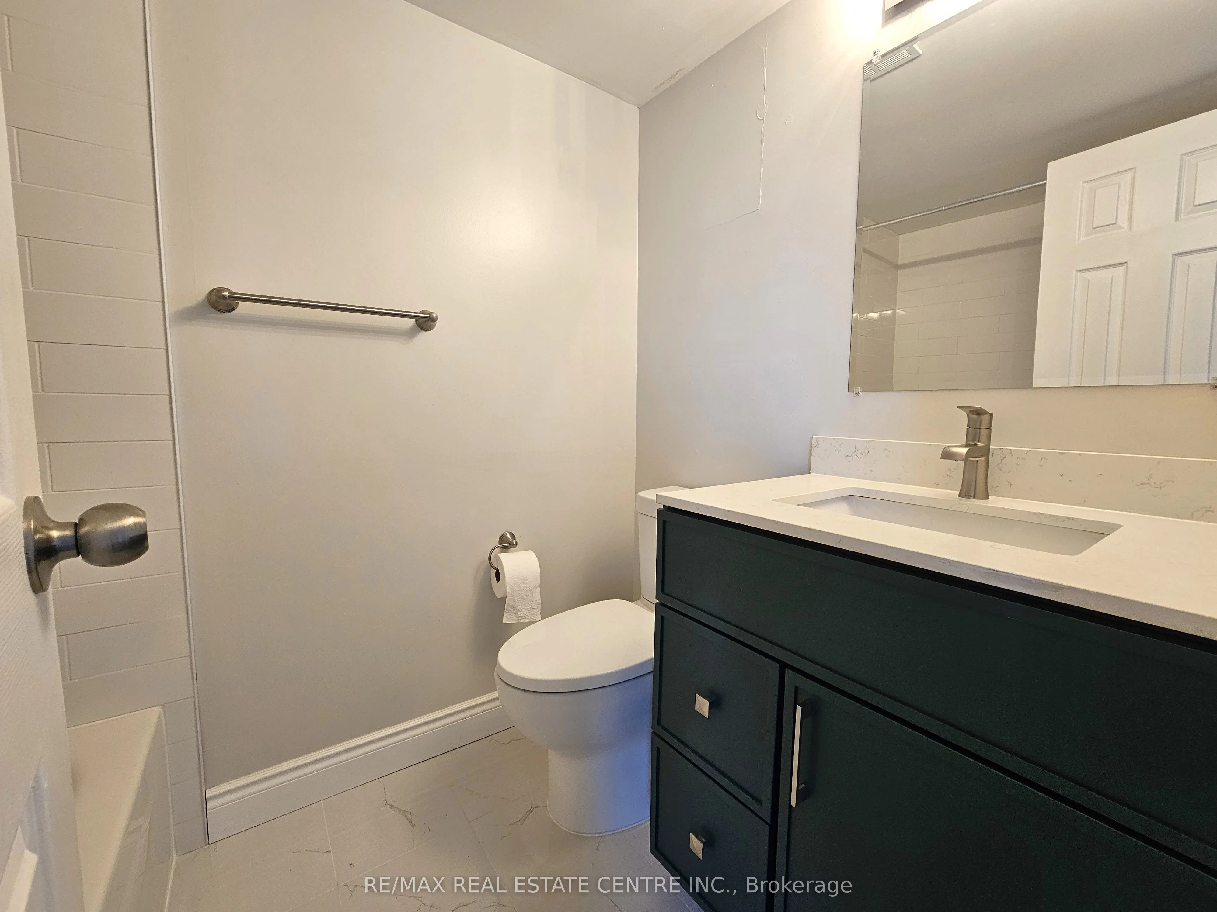 260 SHELDON Avenue N #508