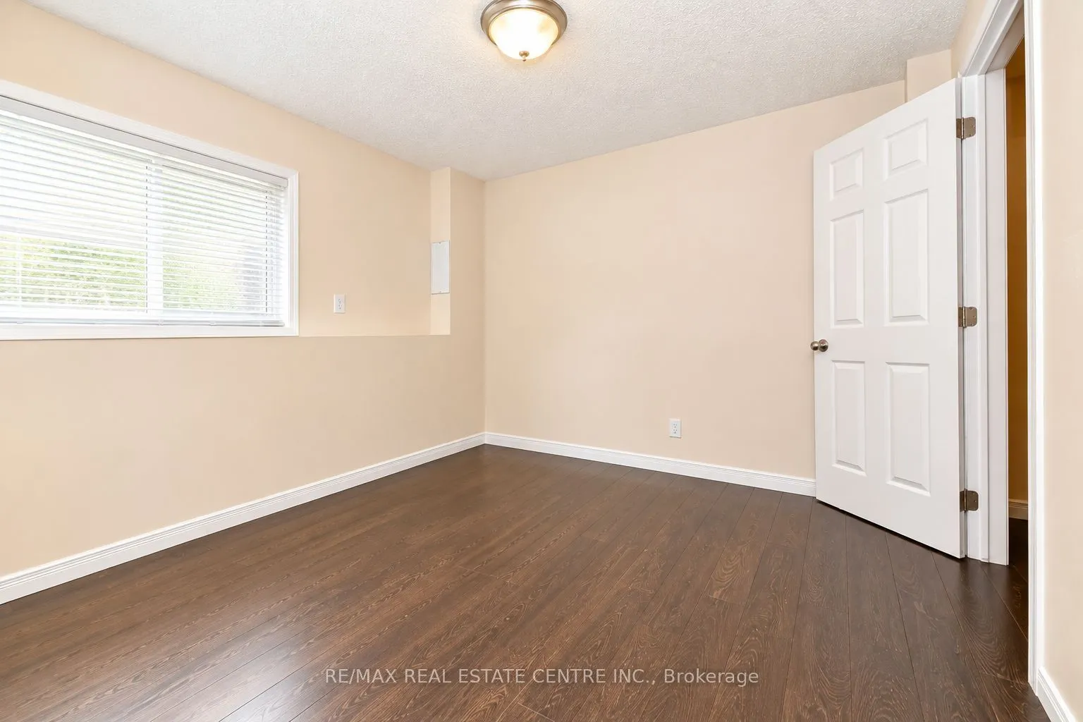 23 Howe Drive #8