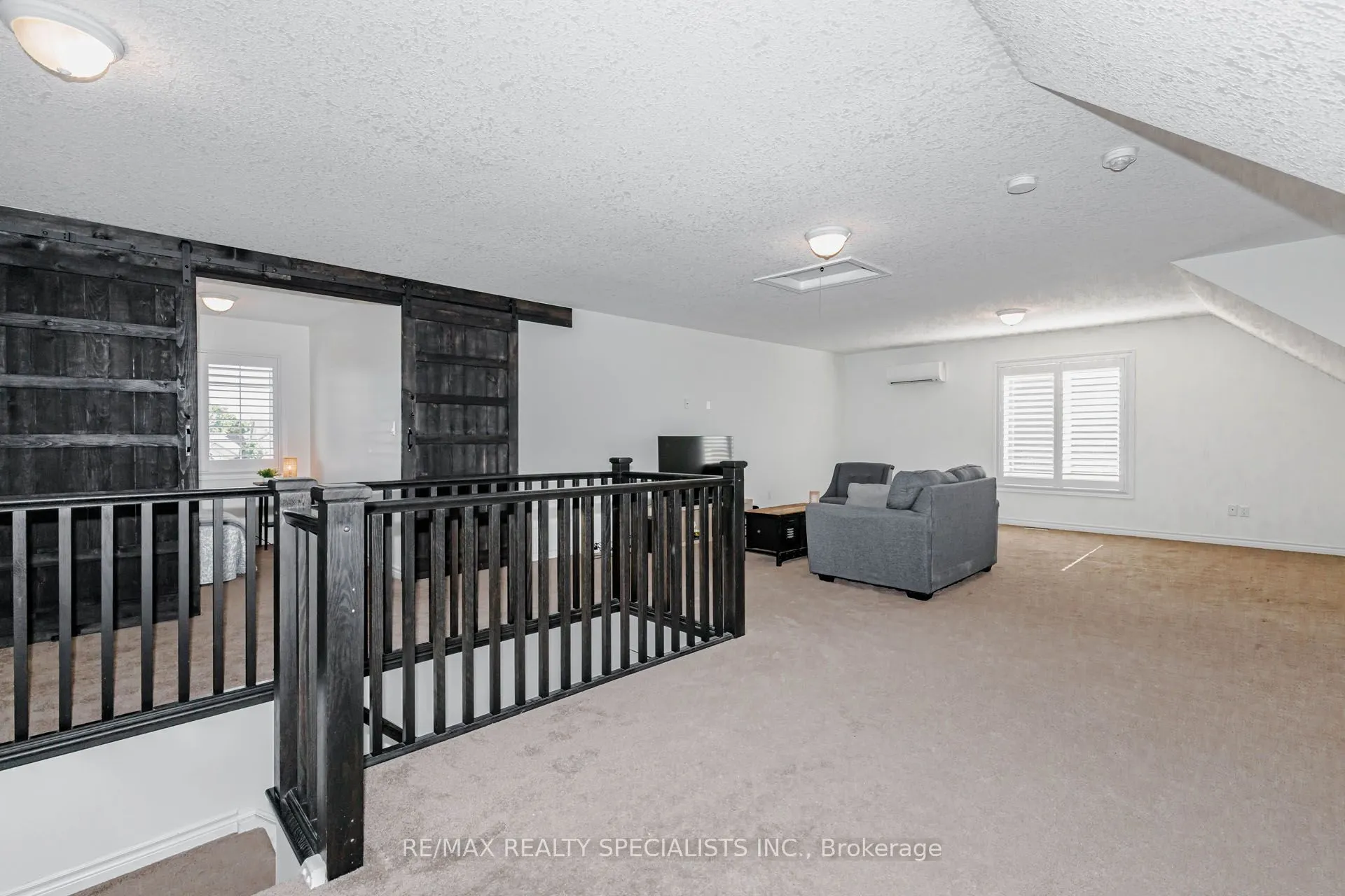 117 Norma Crescent #Main & Upper