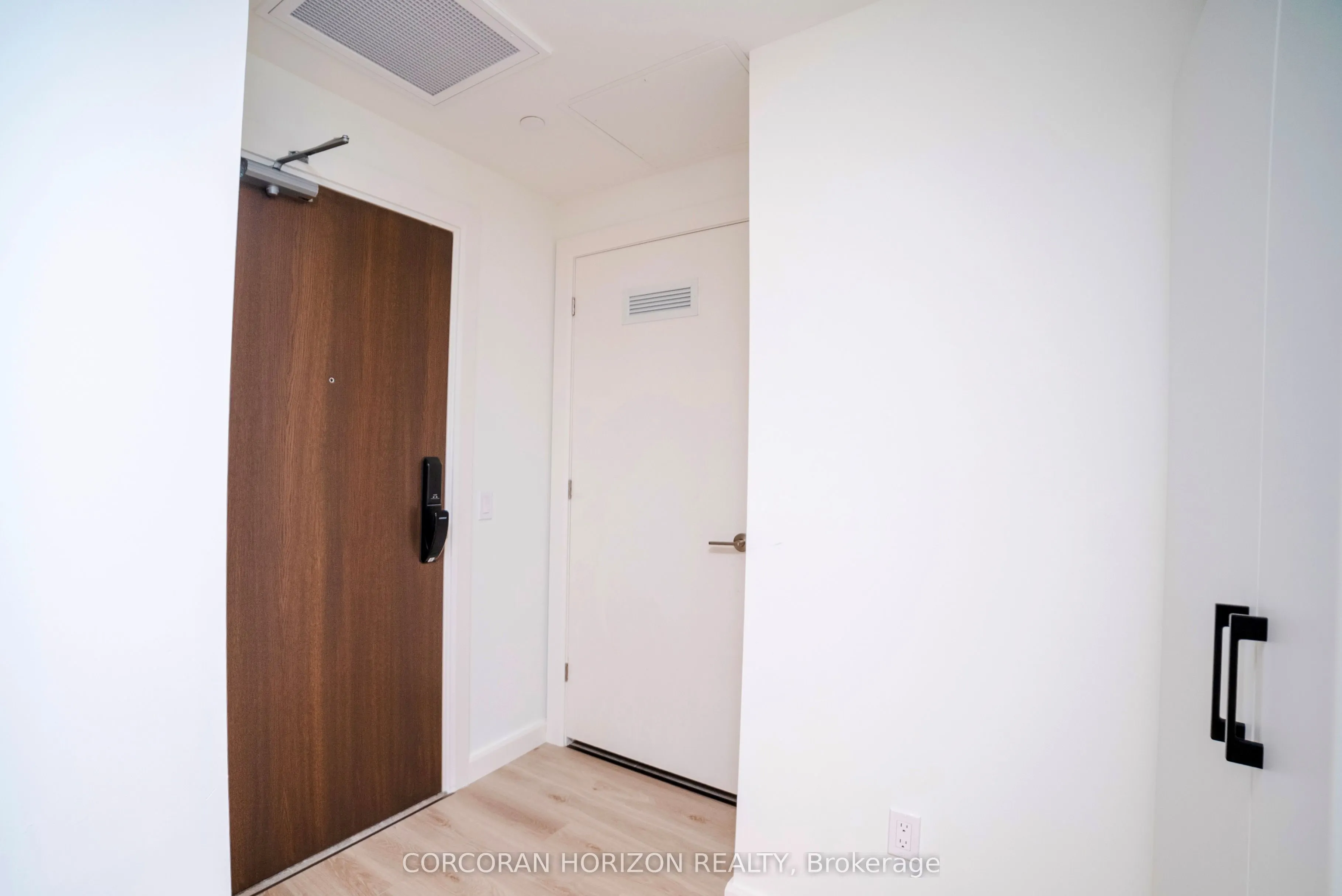 741 King Street W #1807