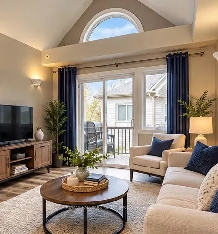 1109 Stittsville Main Street #L