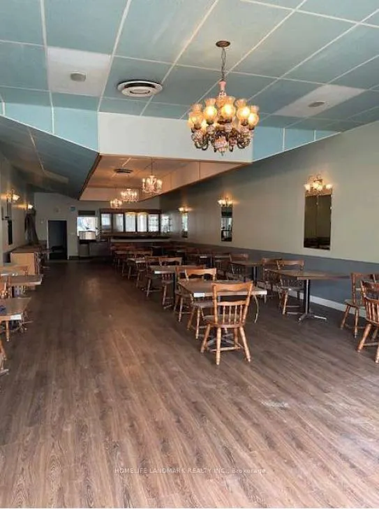 45-49 Dundas Street W
