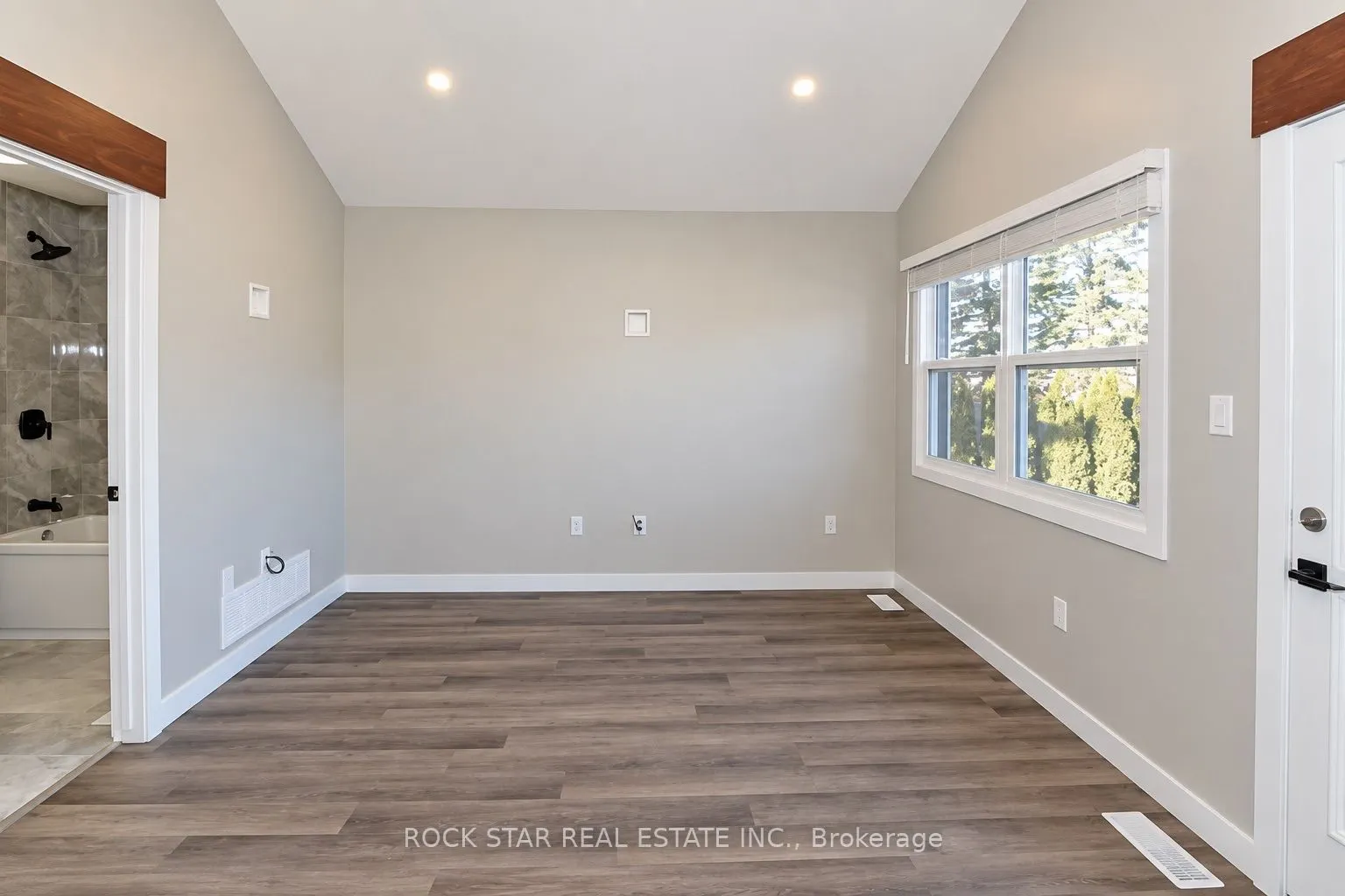 134 OAKSIDE Street