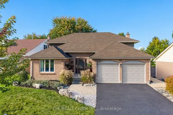 43 Fairlane Crescent