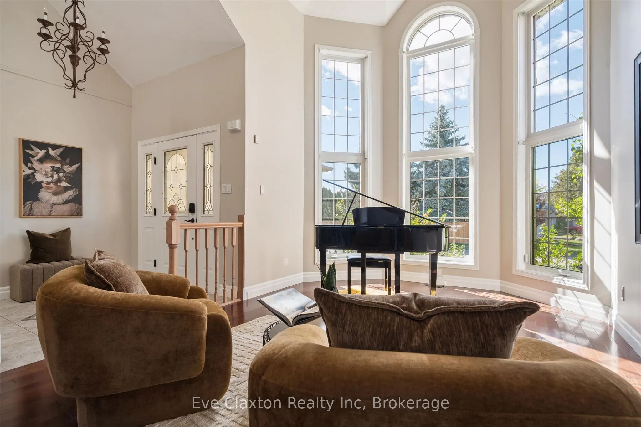 25 AMALIA Crescent