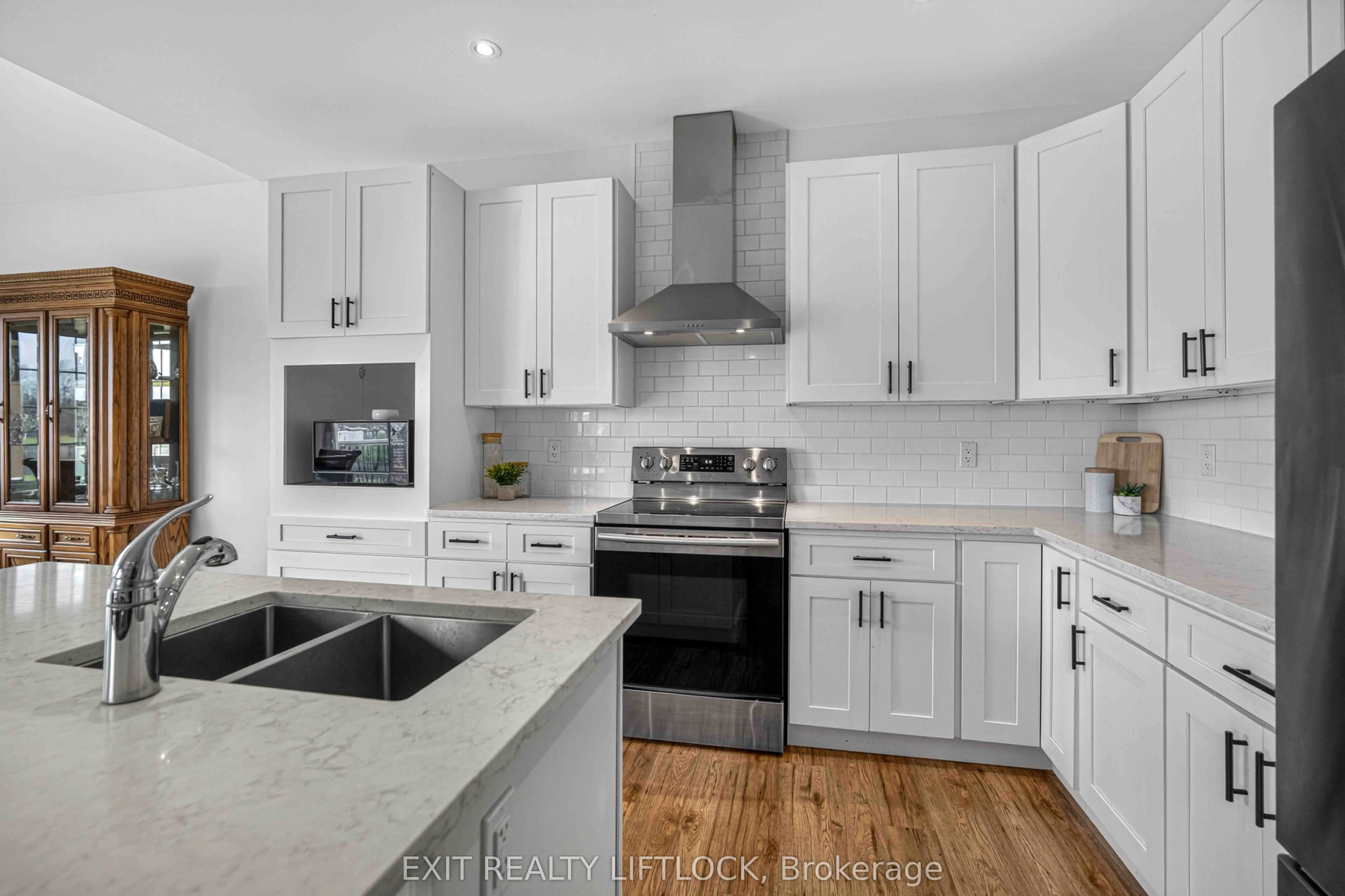 1479 Webster Road