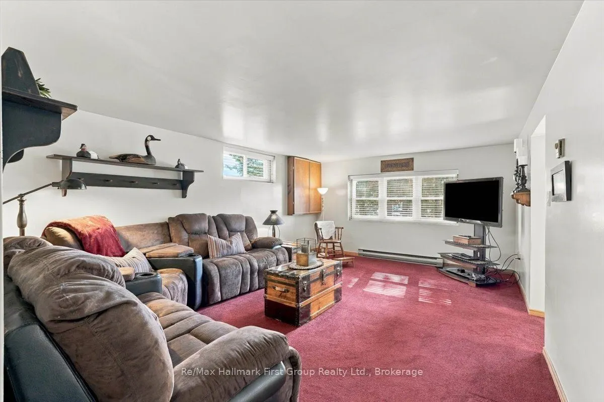 192 St. Lawrence Street W