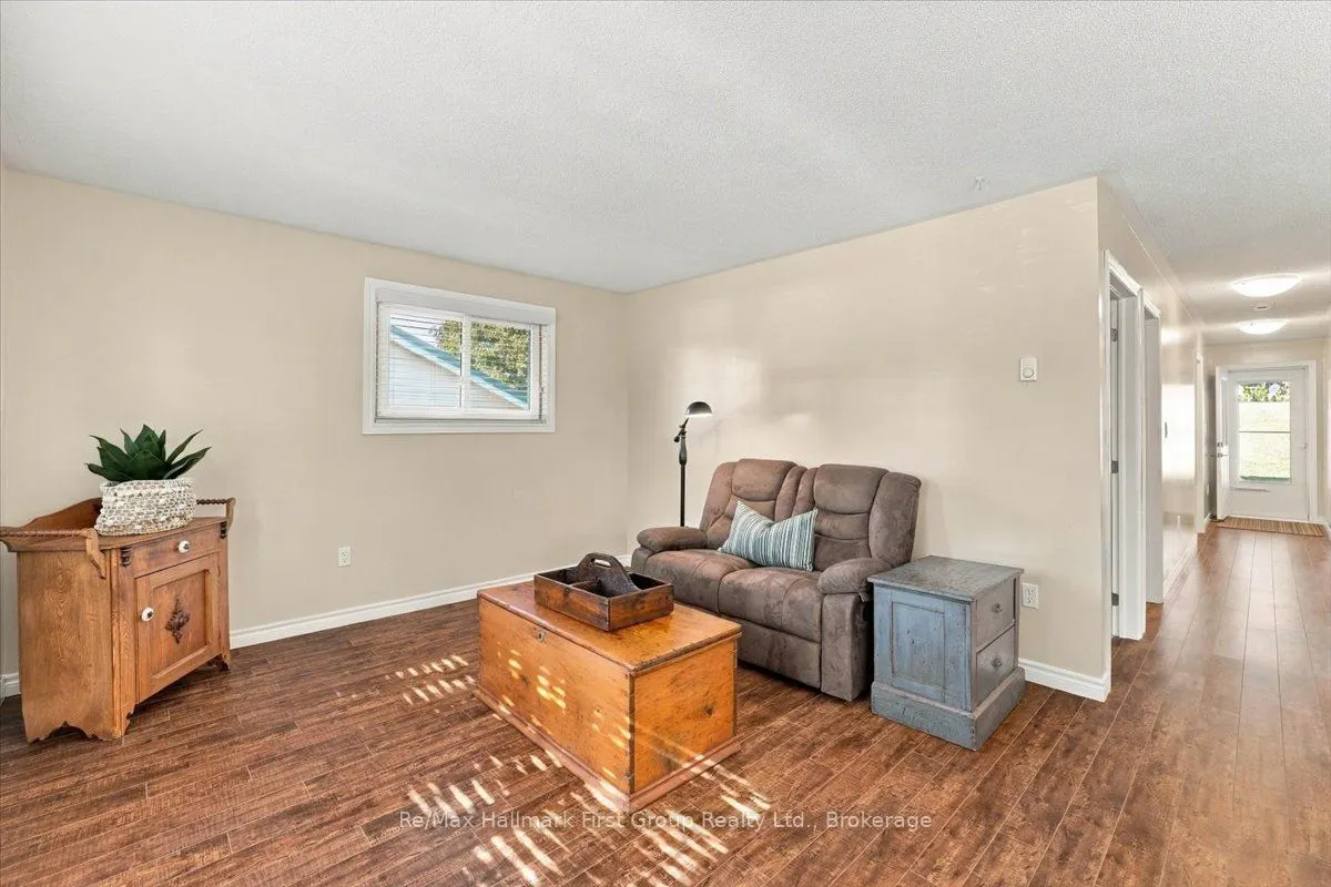 192 St. Lawrence Street W