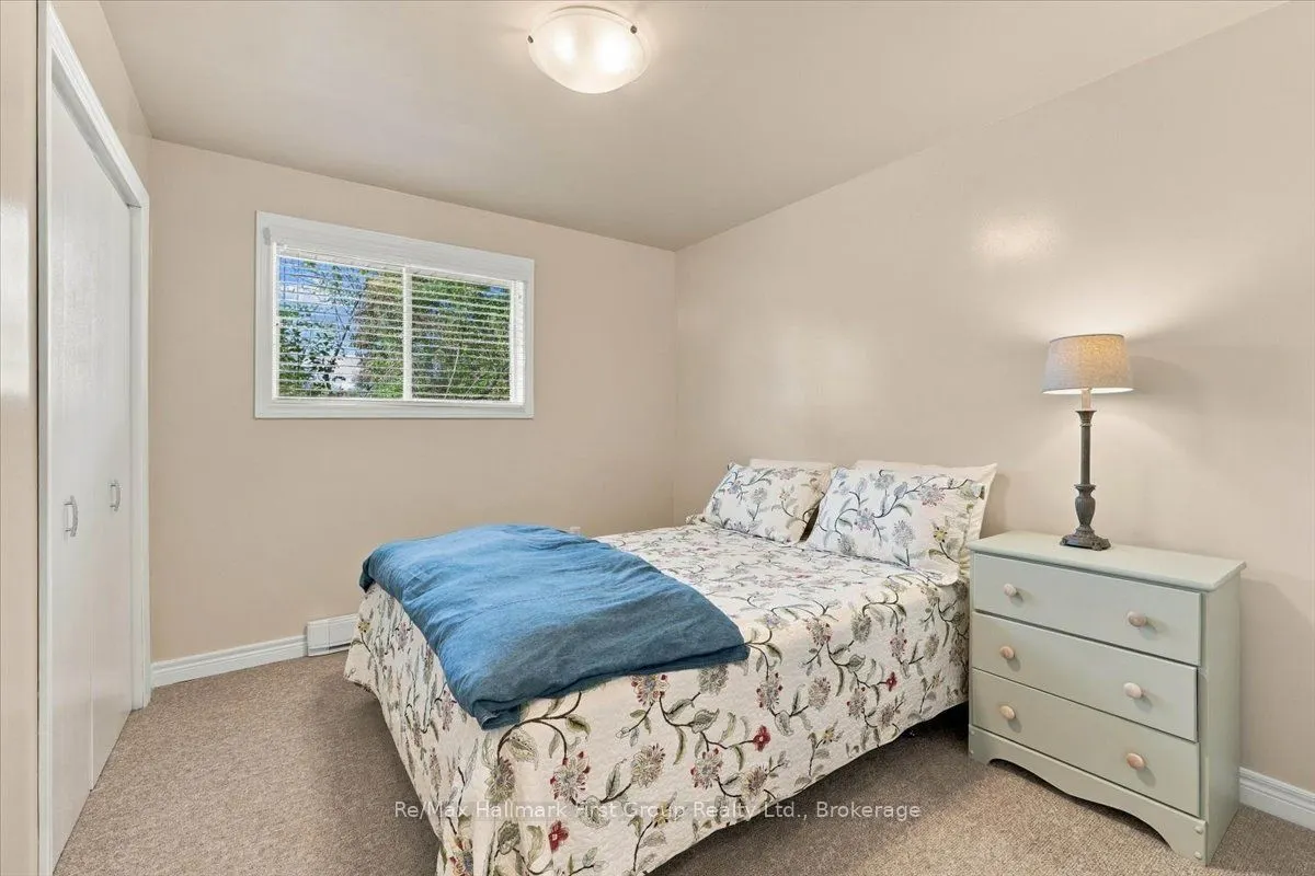 192 St. Lawrence Street W