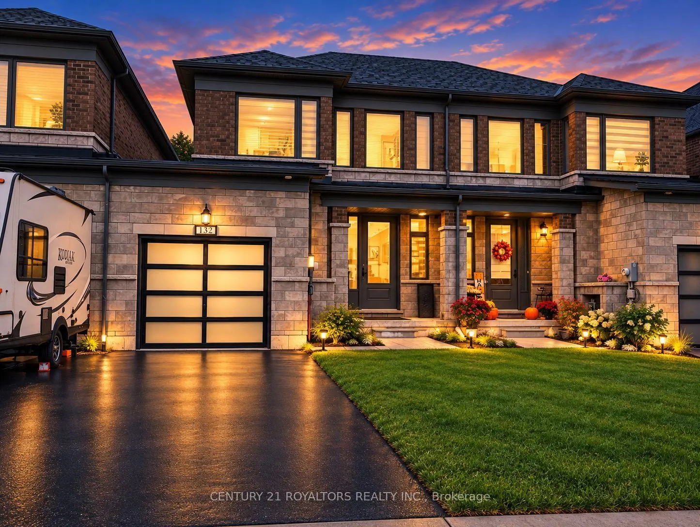 132 COLE Terrace