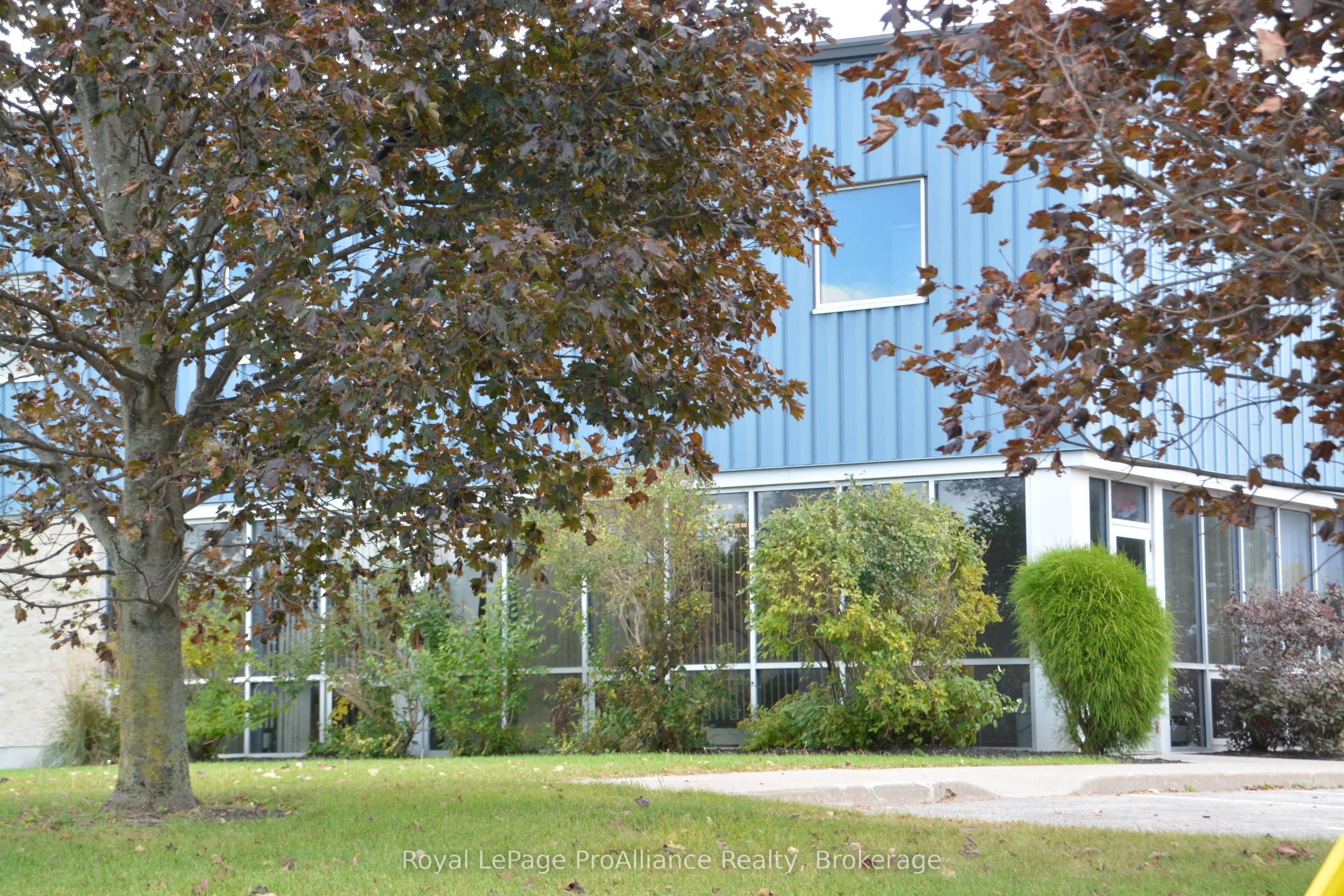 30 Huff Avenue