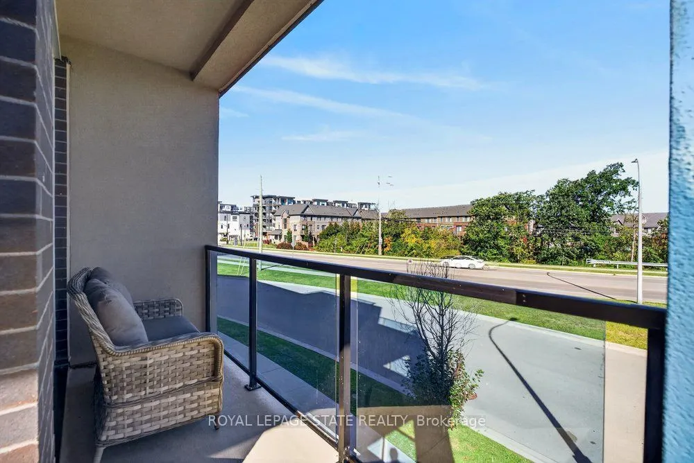 10 Concord Place #209