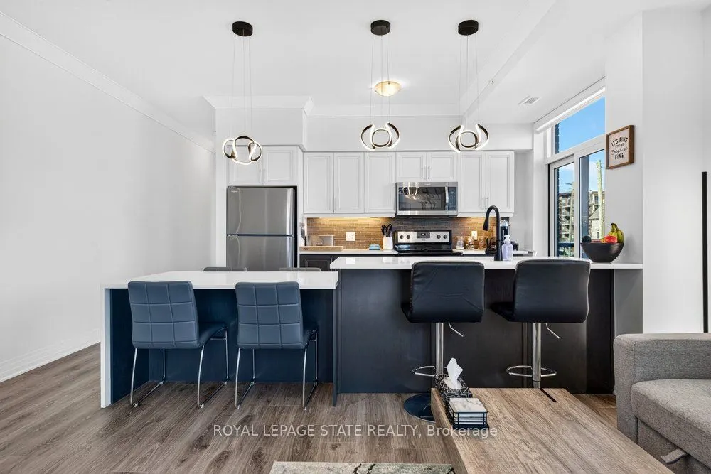10 Concord Place #209