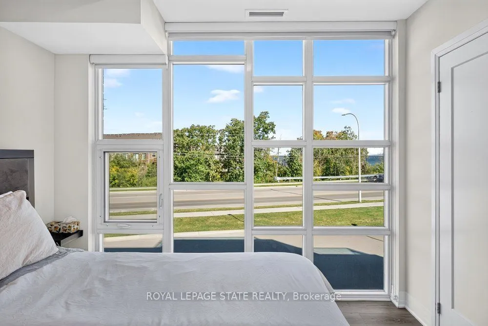 10 Concord Place #209