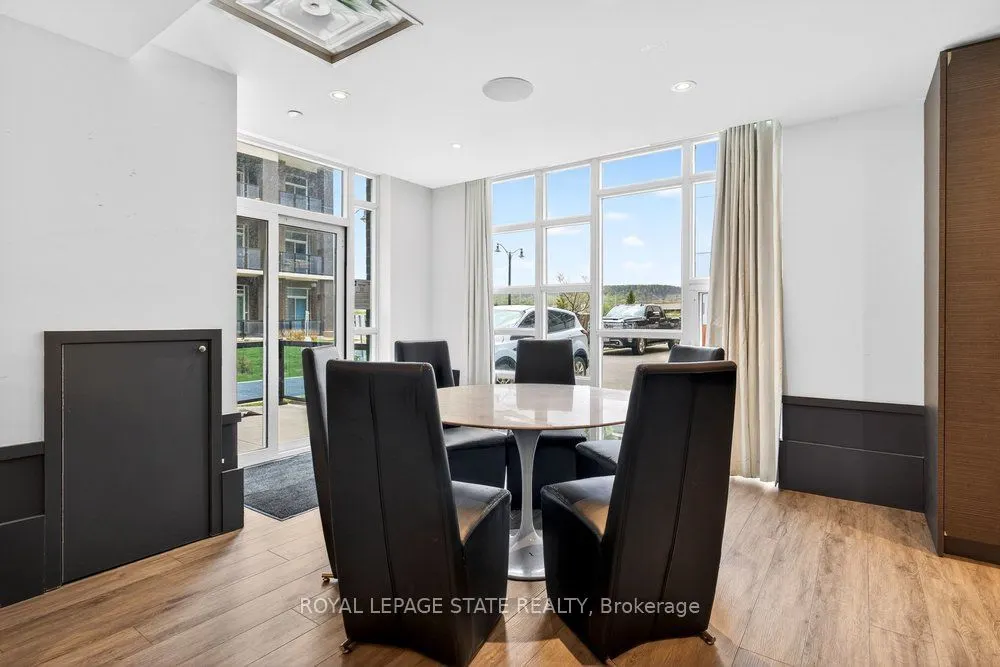 10 Concord Place #209