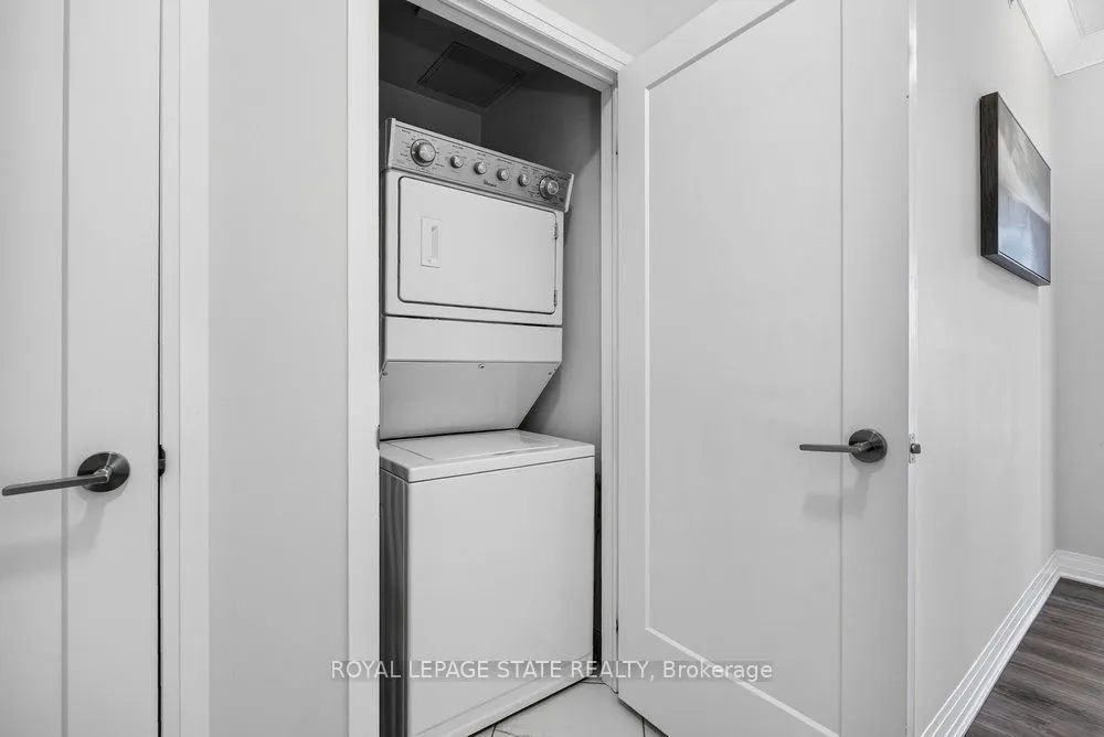 10 Concord Place #209