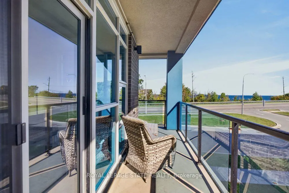 10 Concord Place #209