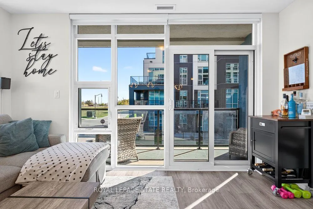 10 Concord Place #209
