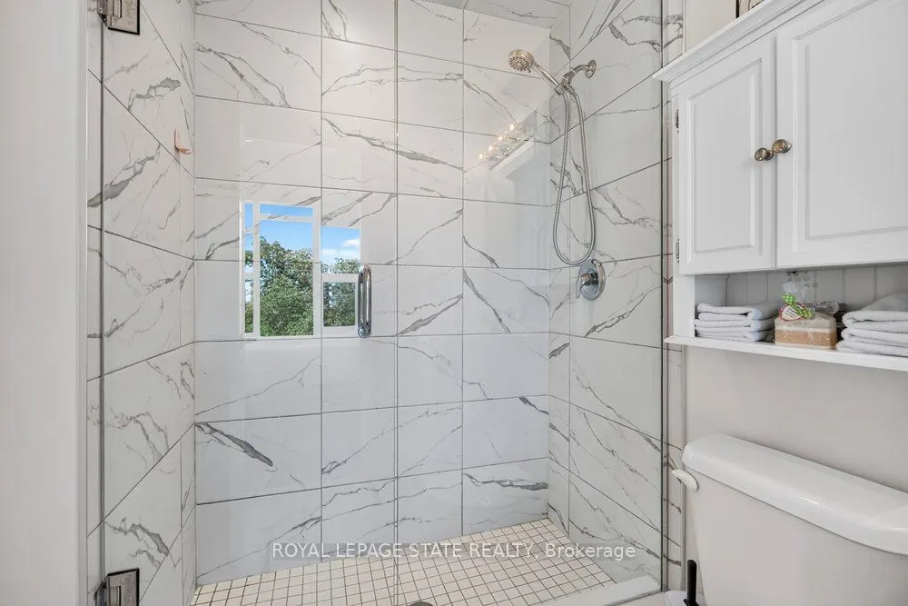 10 Concord Place #209