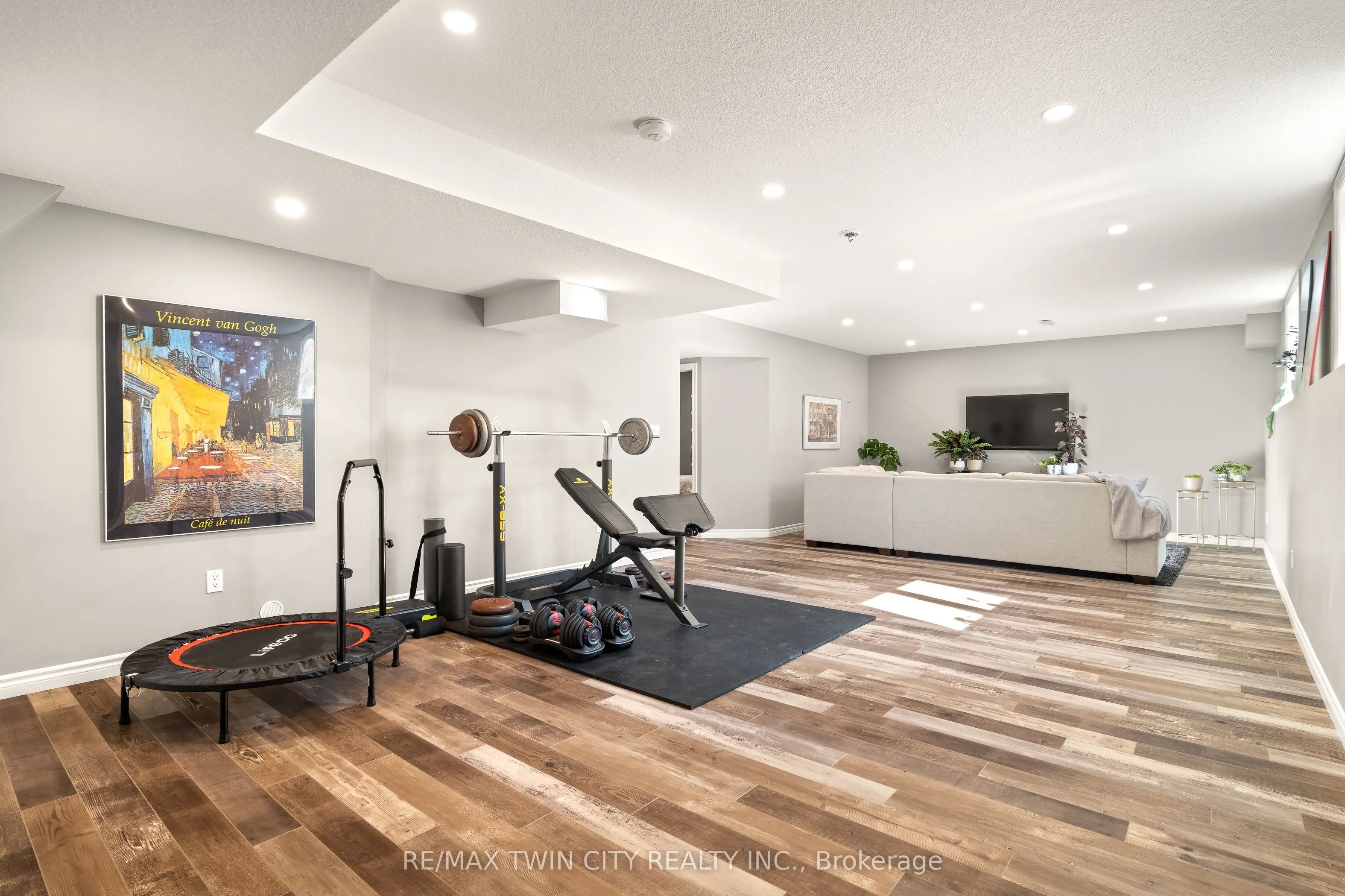 43 Frontier Drive