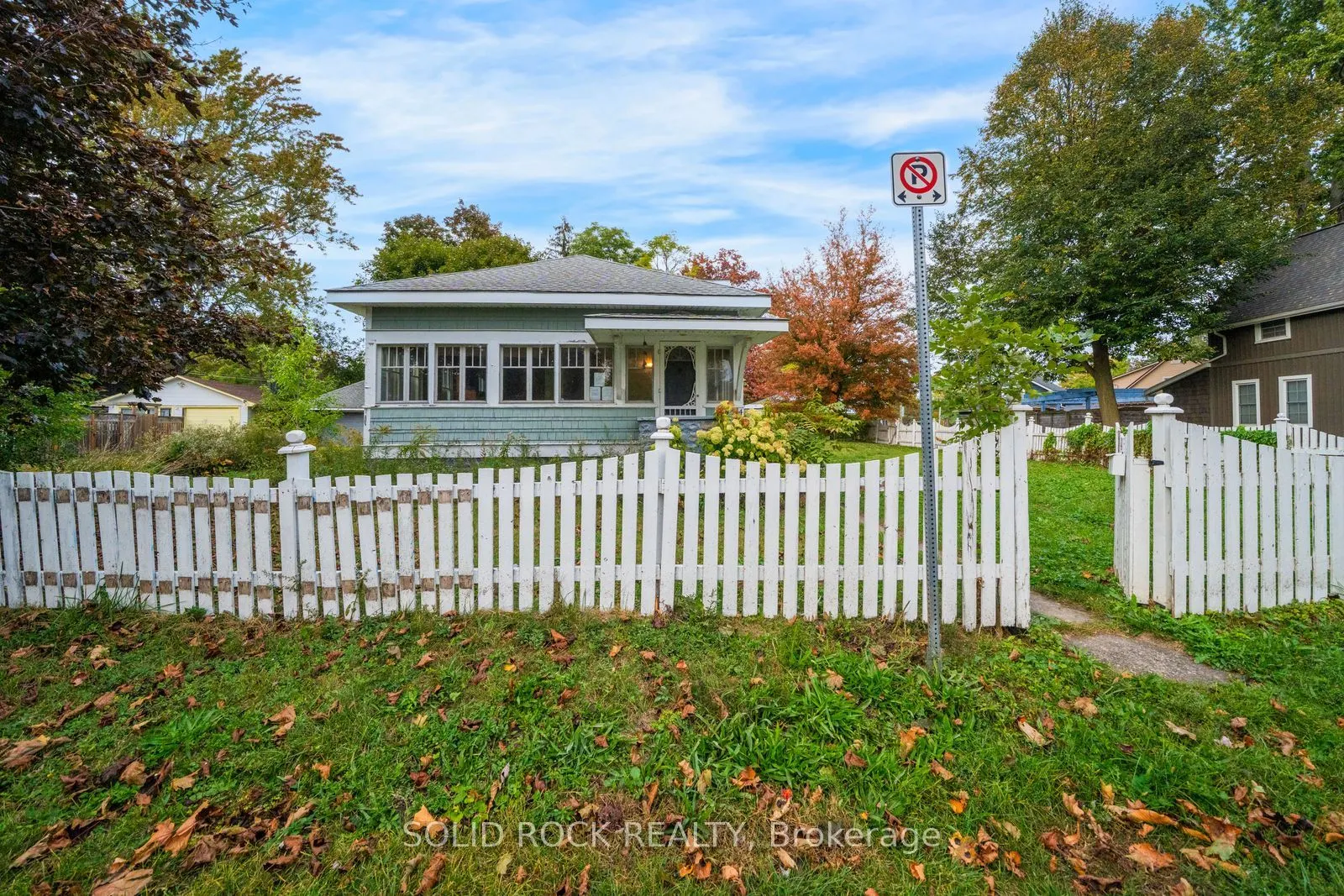 42 Cambridge Road E