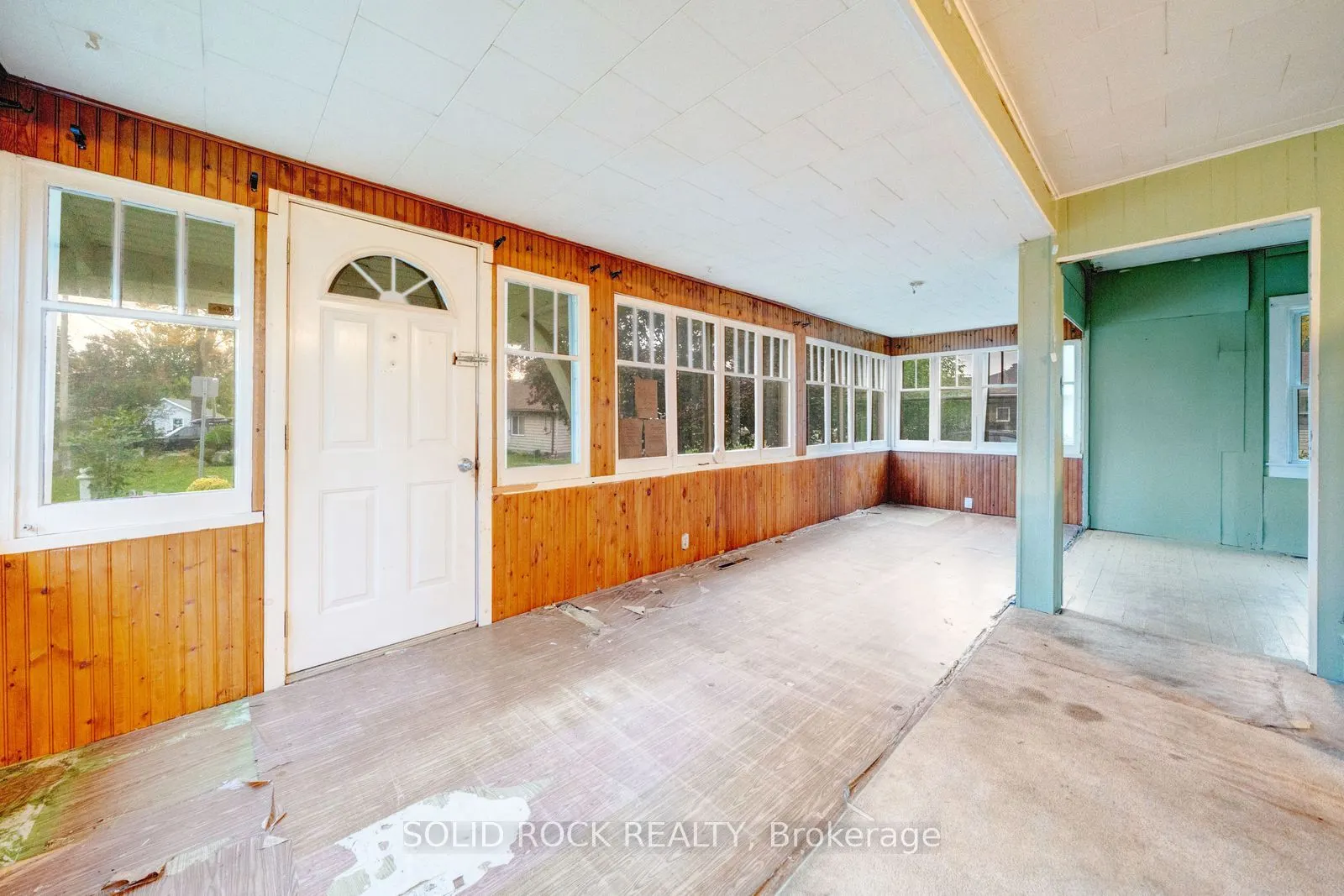 42 Cambridge Road E