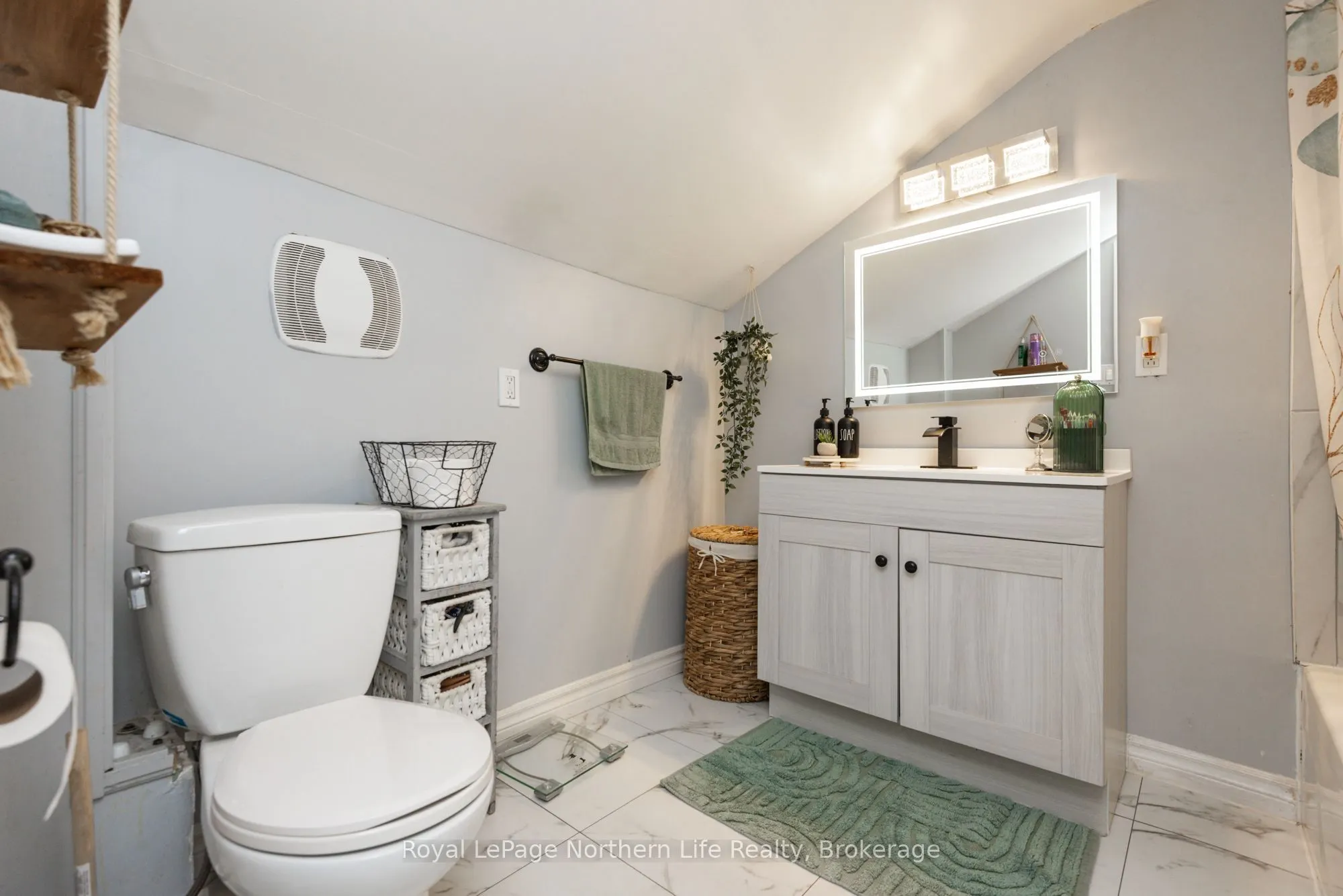 133 Princess Street E