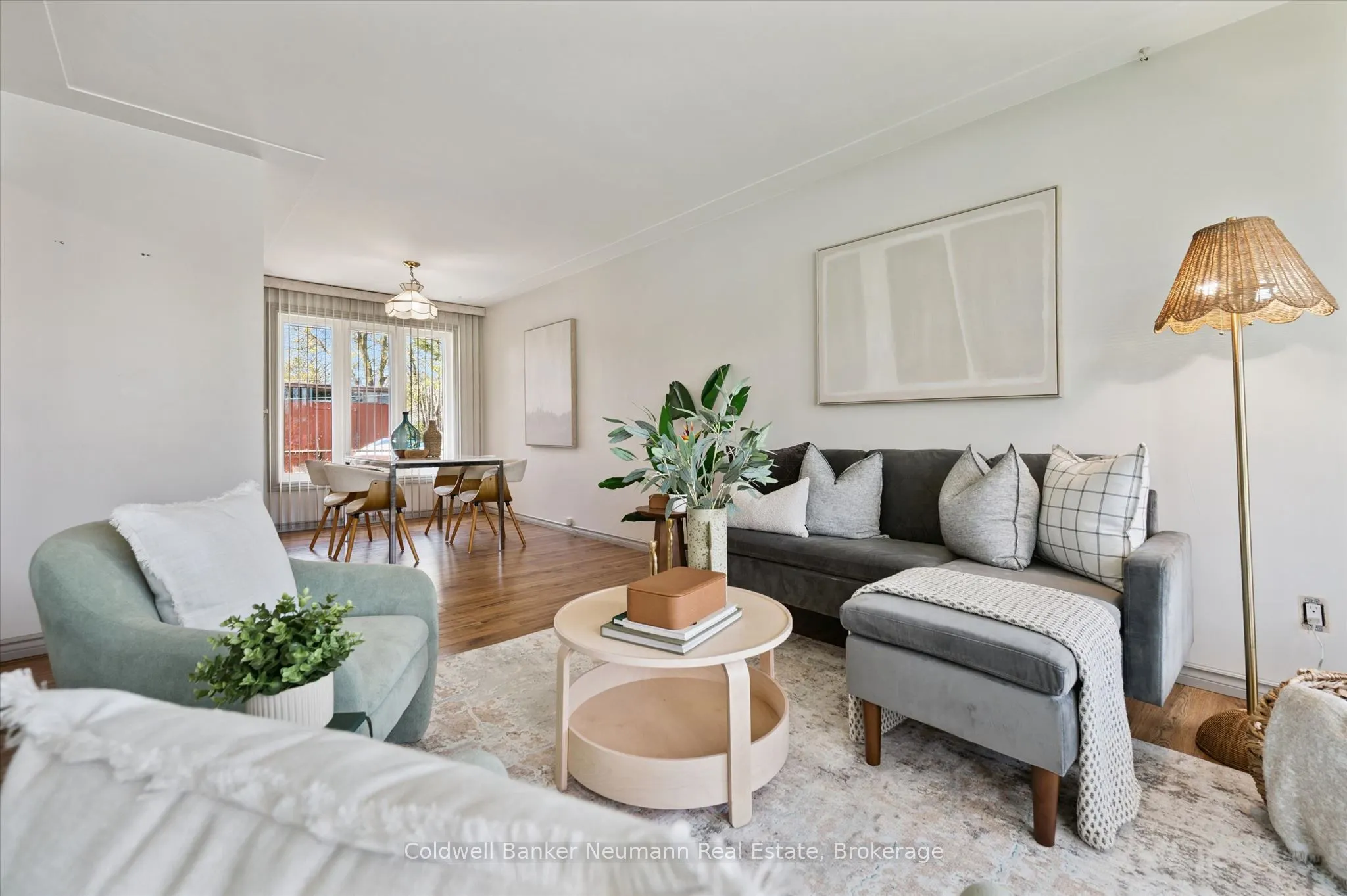 92 Victoria Road N