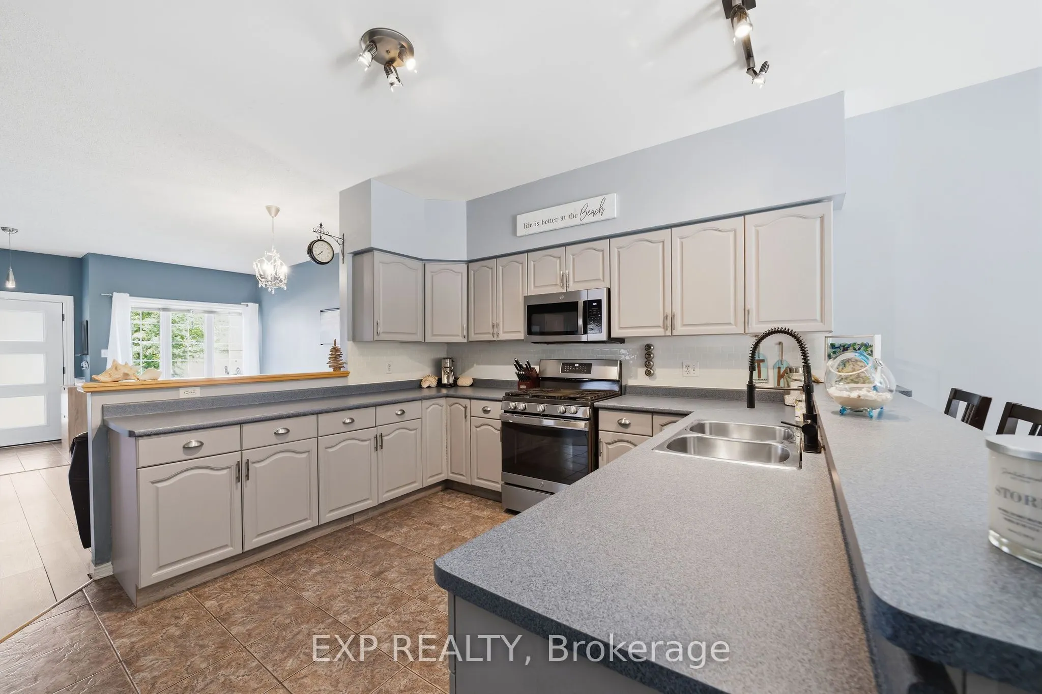 44 Juniper Crescent