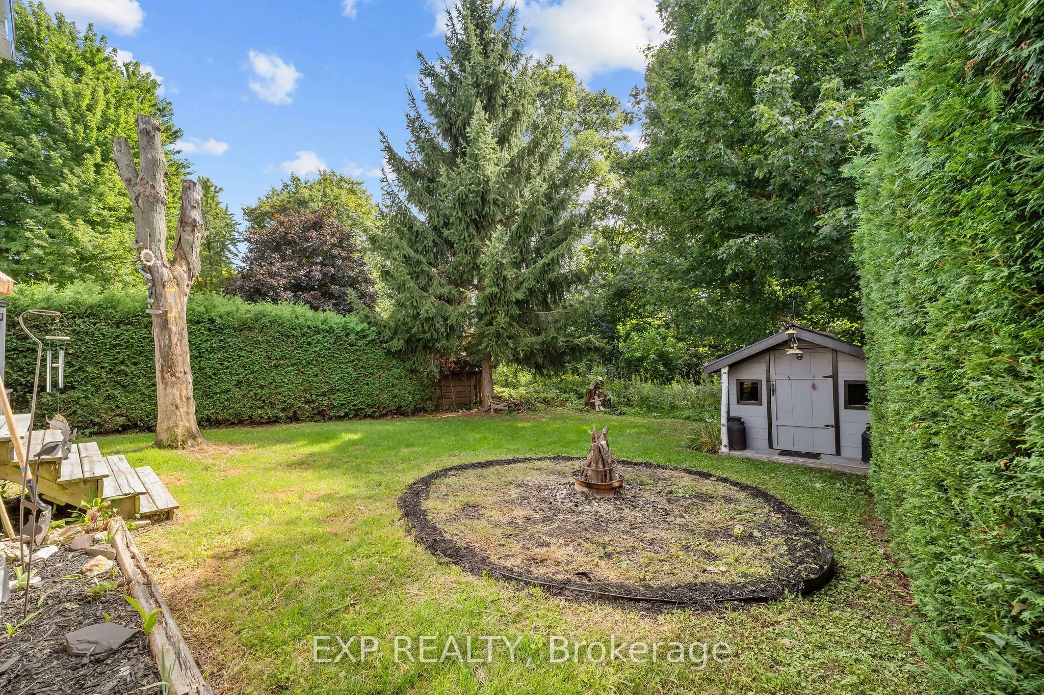 44 Juniper Crescent