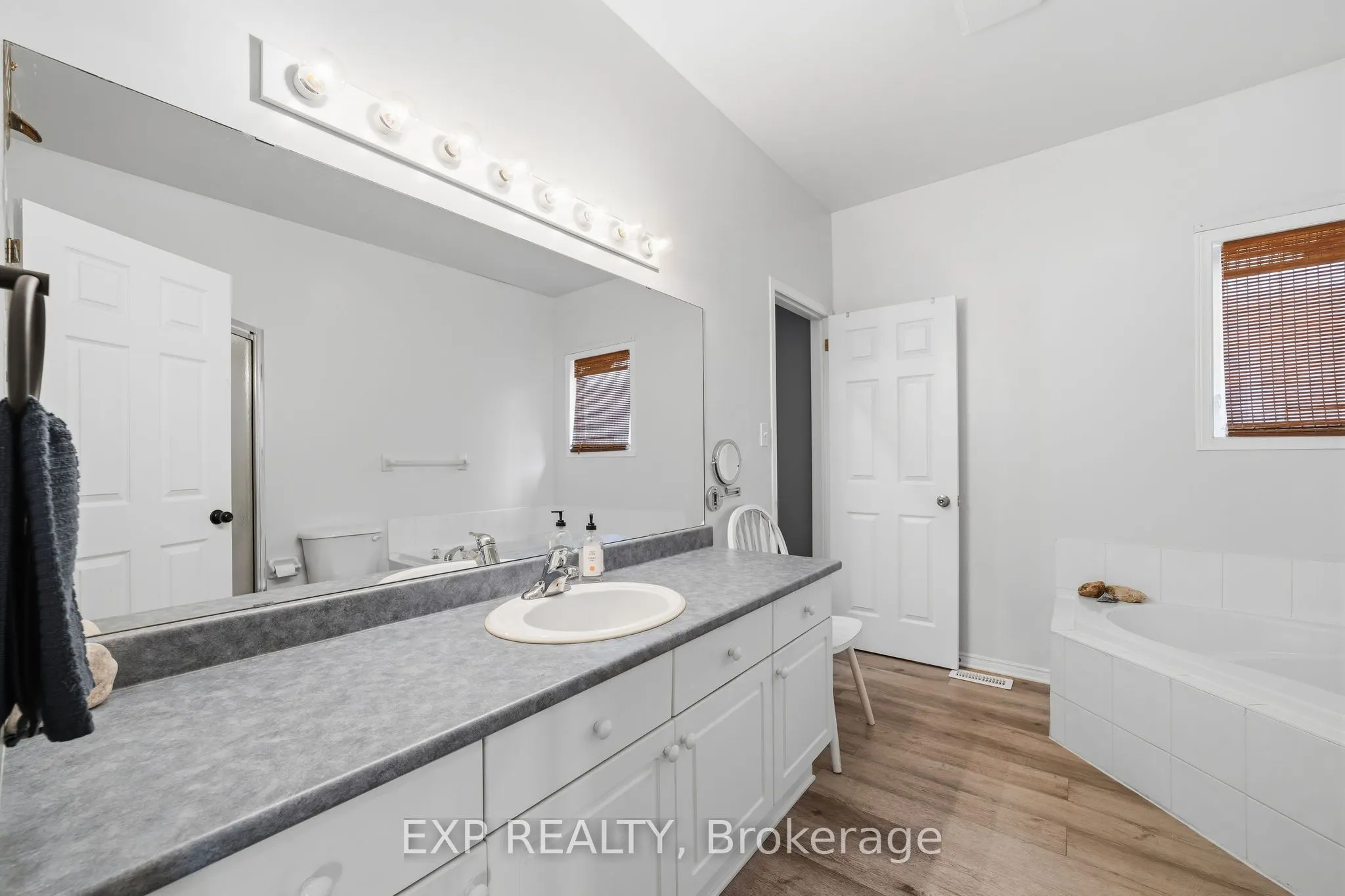 44 Juniper Crescent