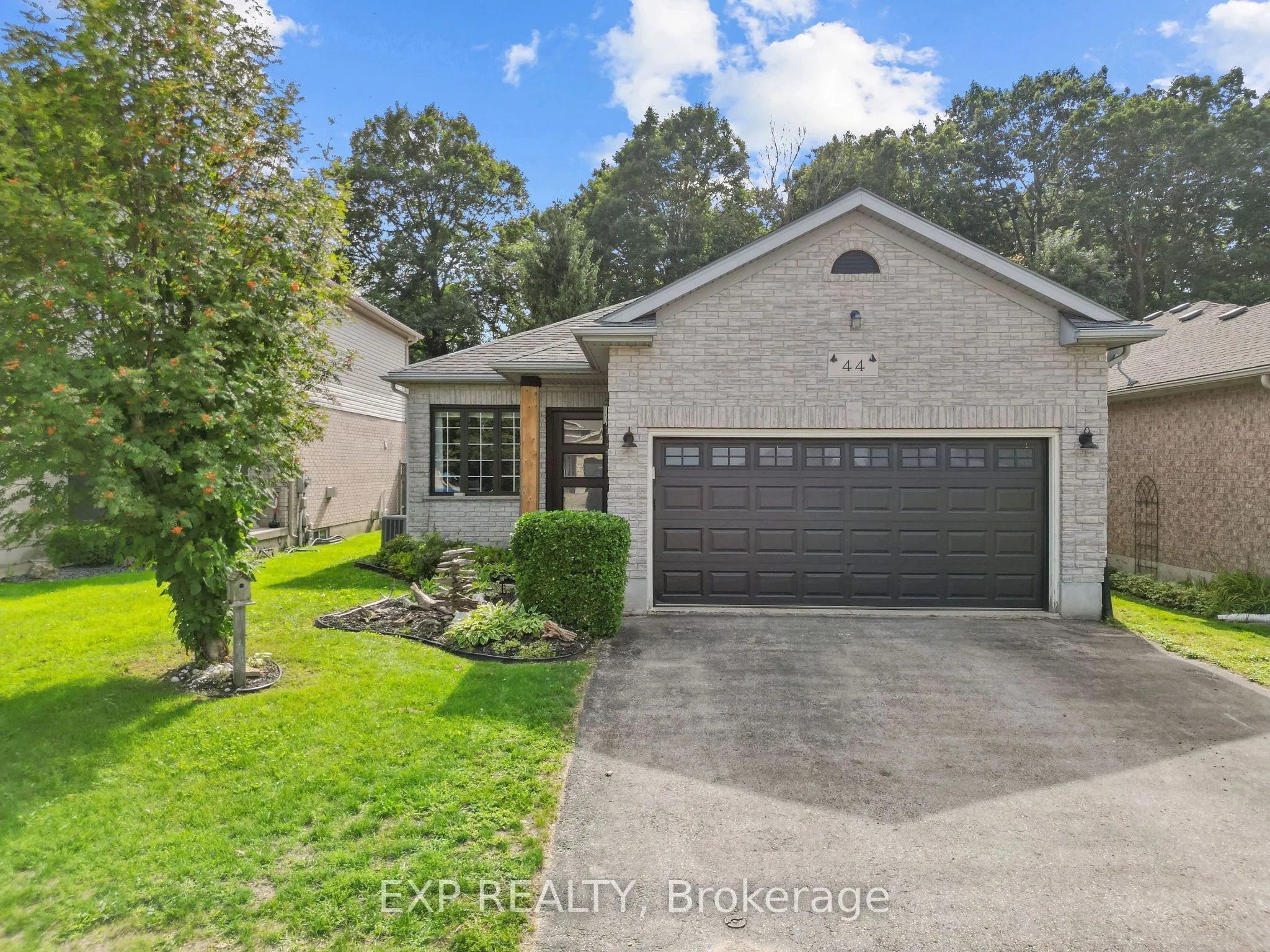 44 Juniper Crescent
