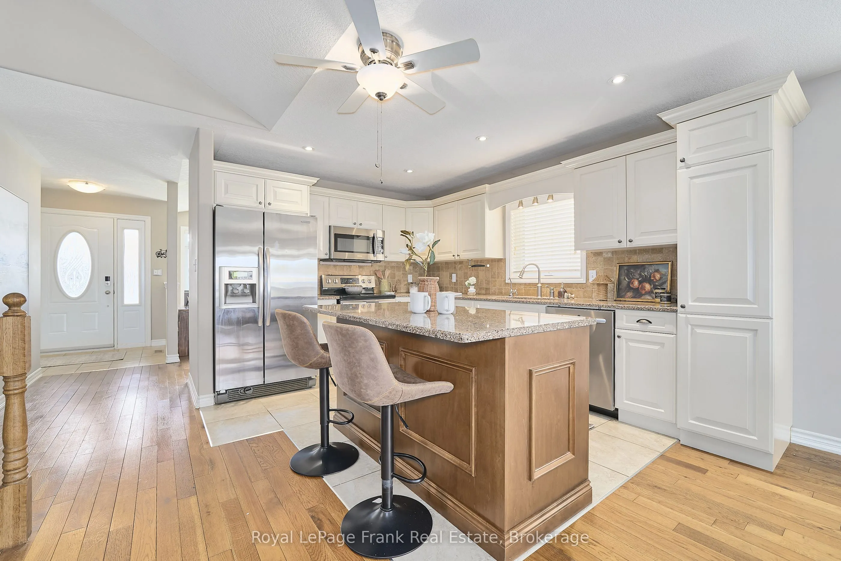 11 Fox Den Drive