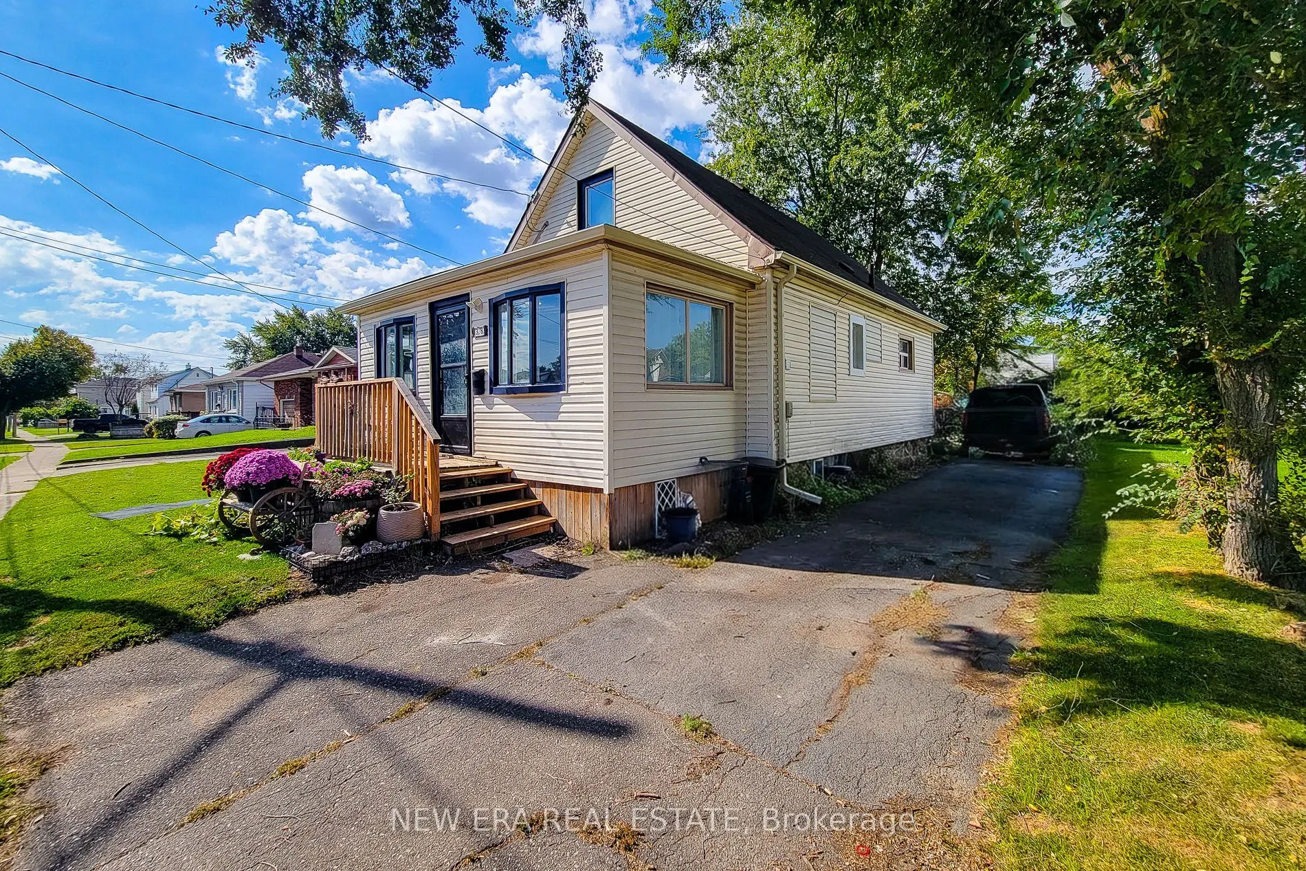 38 Clifford Avenue