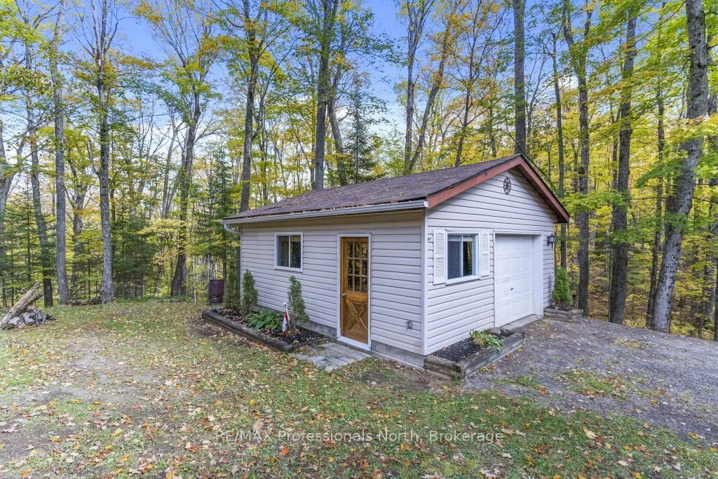 1763 Trapper's Trail