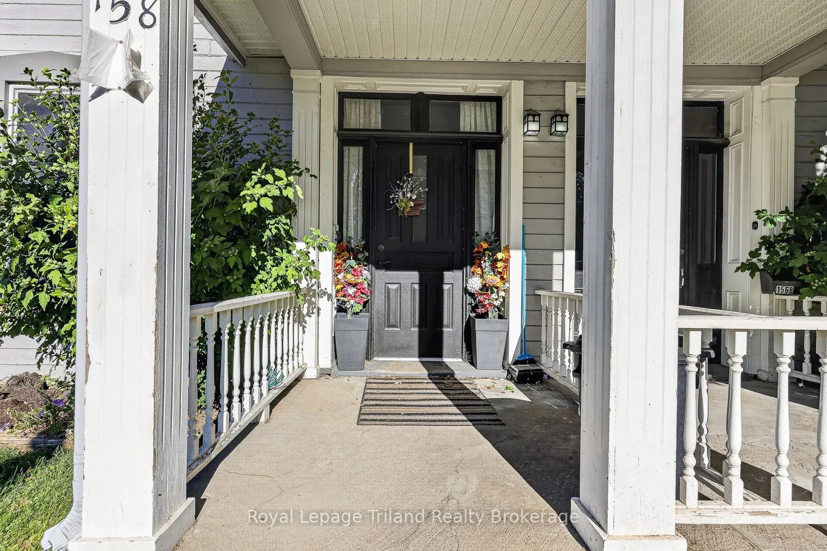 156-158 Charles Street W