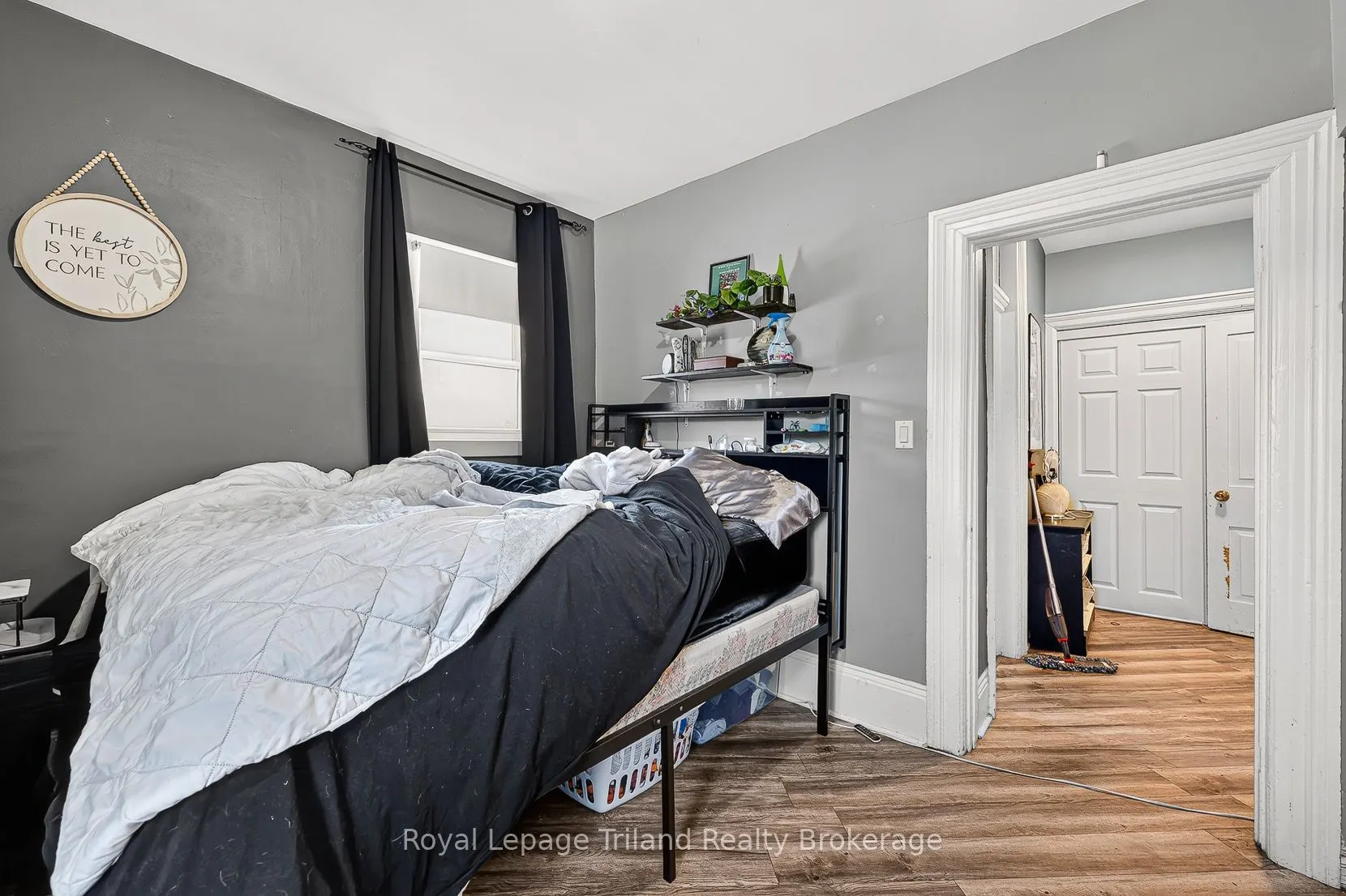 156-158 Charles Street W