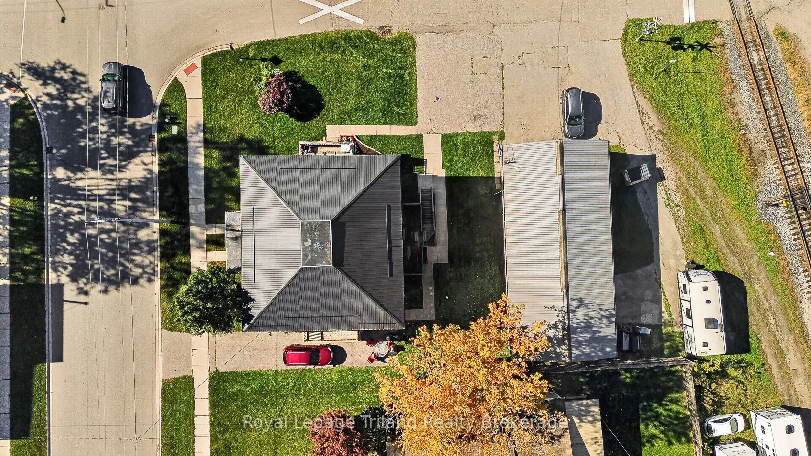 156-158 Charles Street W