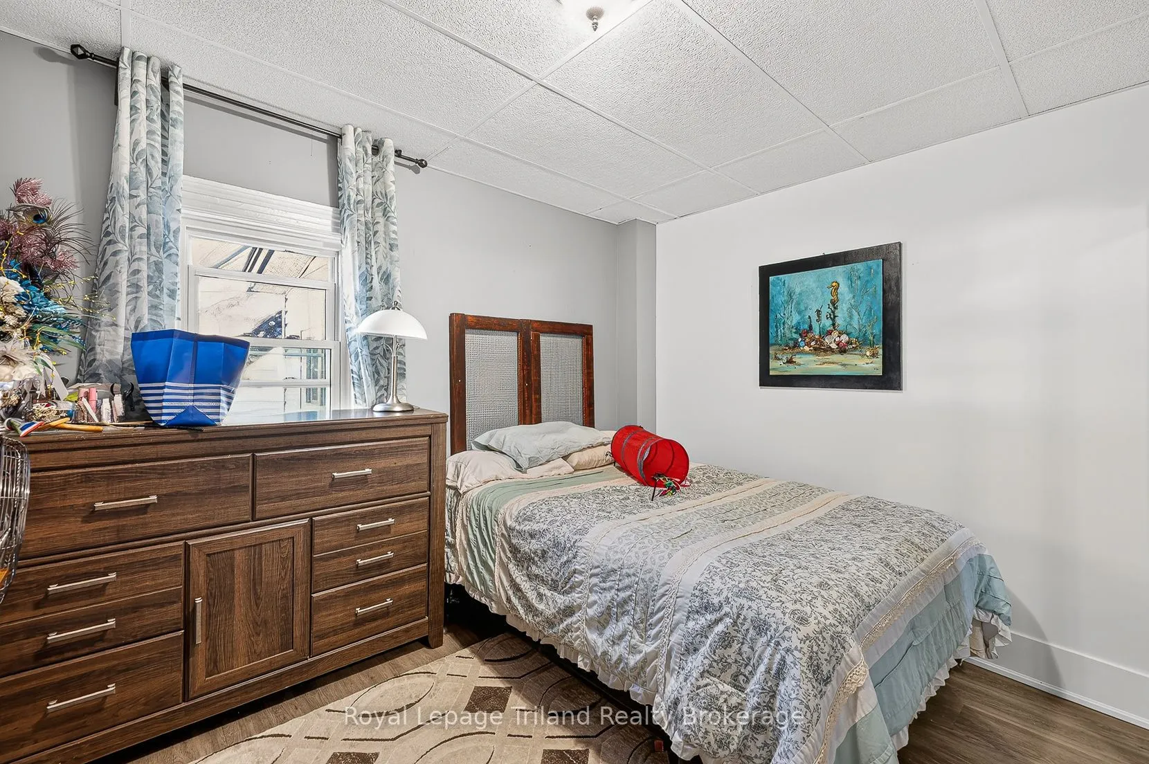 156-158 Charles Street W