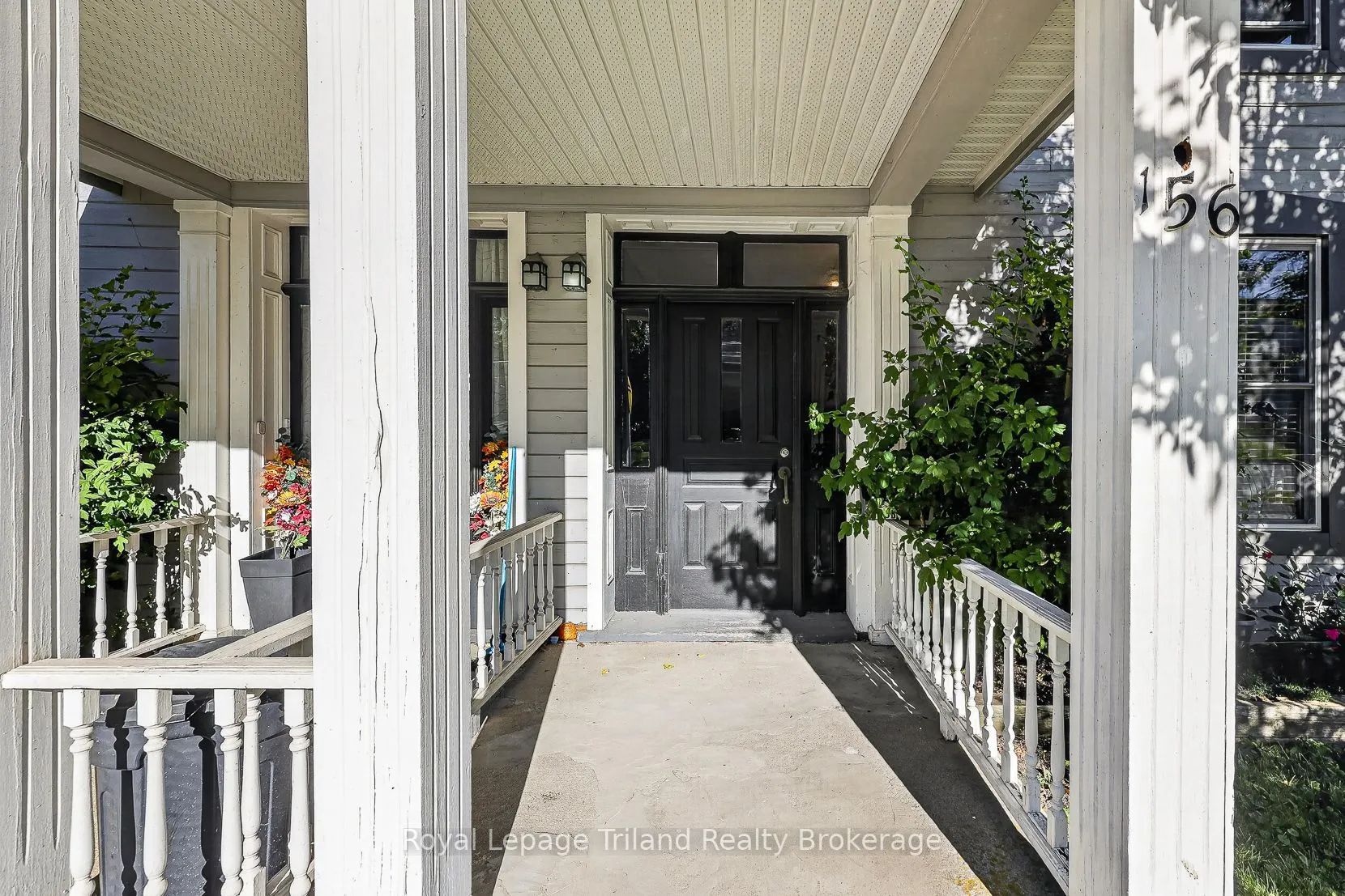 156-158 Charles Street W