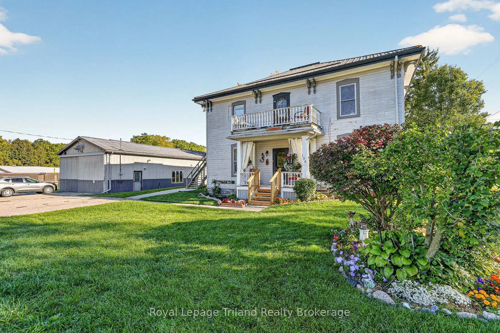 156-158 Charles Street W